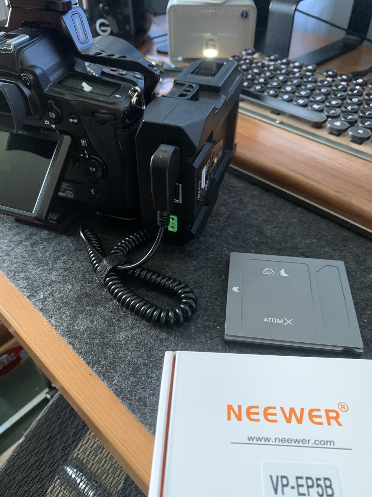 NEEWER USB C to NP-FZ100 Dummy Battery 8.2V Output Compatible with Sony | Replaces NP-FZ100 Battery, for FX3 FX30 ZV-E1 A1 A6600 A6700 A7III A7IV A7C A7CII A7CR A7RIII A7RIV A7RV A7SIII A9 A9II customer photo 1