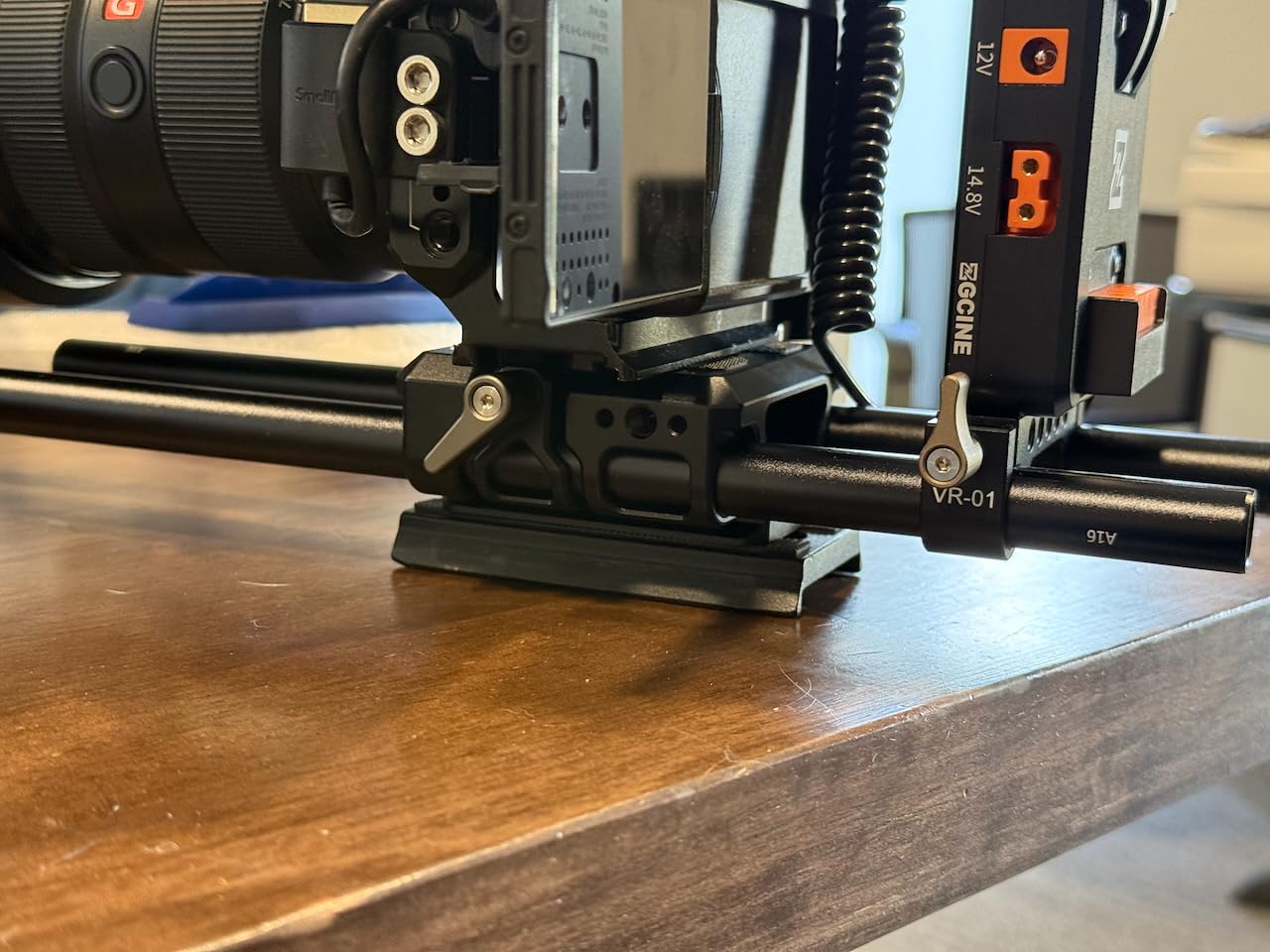SIRUI Camera Baseplate with Quick Release Base, Universal 15mm Rod Rail Mount Base Plate with Dual Clamp, LWS Rail Block for Tripod & Shoulder Support, Camera Cage Accessories, AM-QR01 customer photo 2