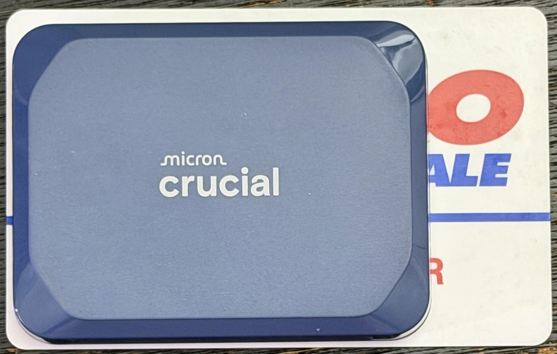 Crucial X10 2TB Portable SSD, Up to 2,100MB/s, USB 3.2 USB-C, External Solid State Drive, Compatible with Windows, Mac & Android, Durable Storage for Games, Photos & Files, Blue - CT2000X10SSD9-02 customer photo 2