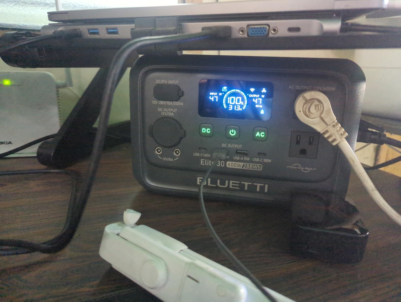 BLUETTI Elite 30 V2 Portable Power Station 288Wh 600W LFP Solar Generator customer photo 1