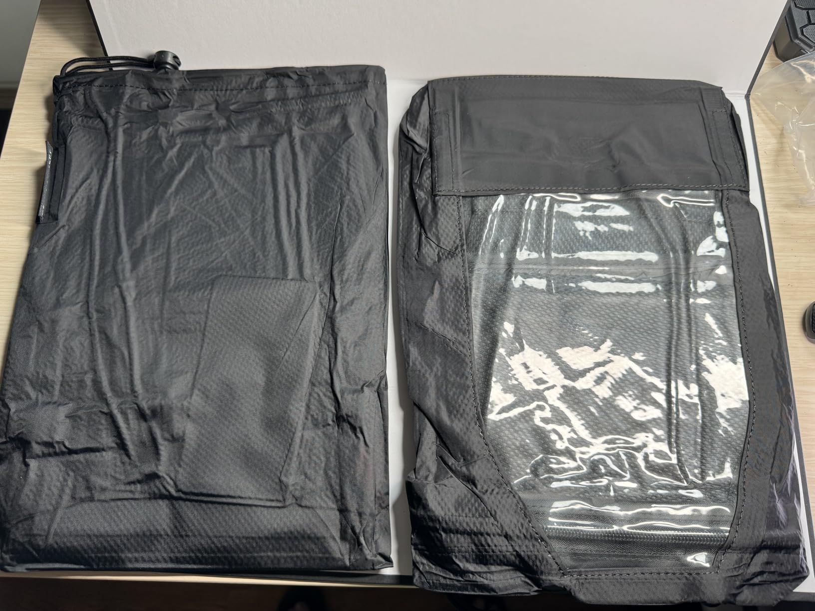 K&F CONCEPT Camera Rain Cover, Waterproof Camera Cover for Nikon Canon Sony | Anti-Fog Window, Waterproof Zipper, Secure & Non-Slip Hold, DSLR/Mirrorless & Lenses Compatible, Raincoat Design, BR01 customer photo 1