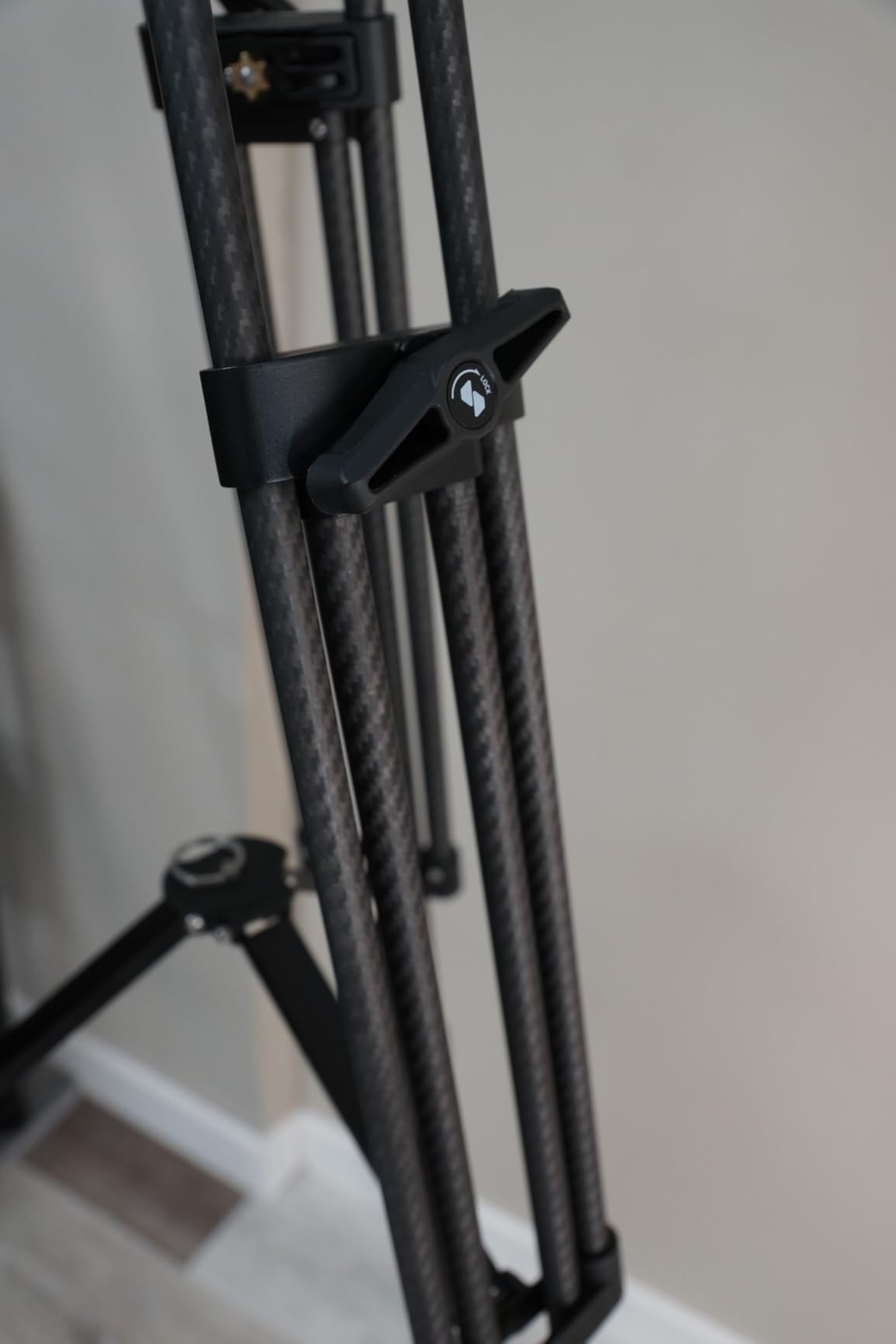 SmallRig FreeSpeed Heavy Duty Carbon Fiber Video Tripod, 73