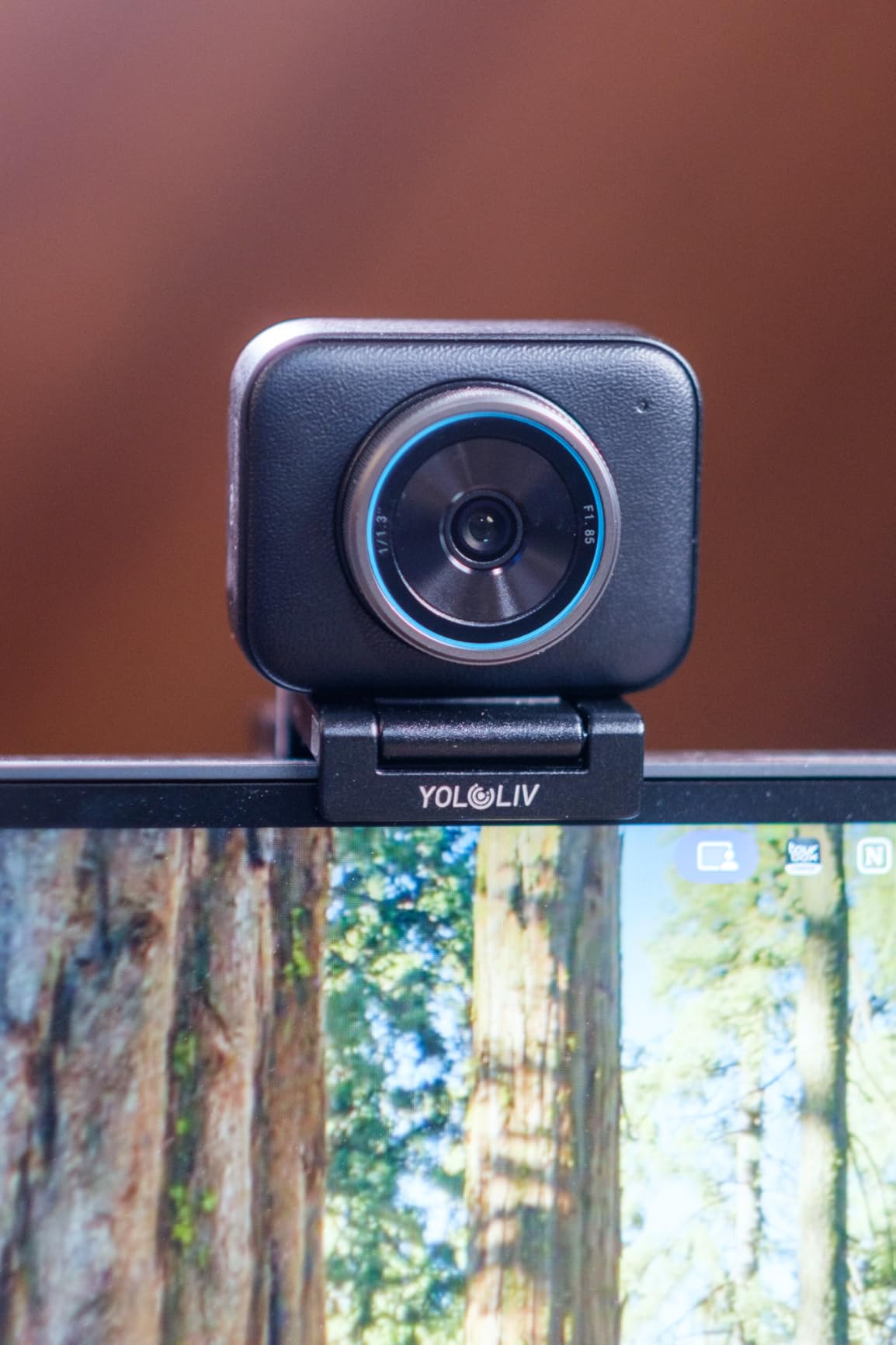 YOLOLIV YoloCam S3, 4K Streaming Webcam for PC & Mac | 1/1.3'' Sensor,DSLR-Like Control, Cinematic Effects,4X Zoom, HDR,Uncompressed Video,Optimized PD AutoFocus,USB-C for PC & Mac customer photo 1
