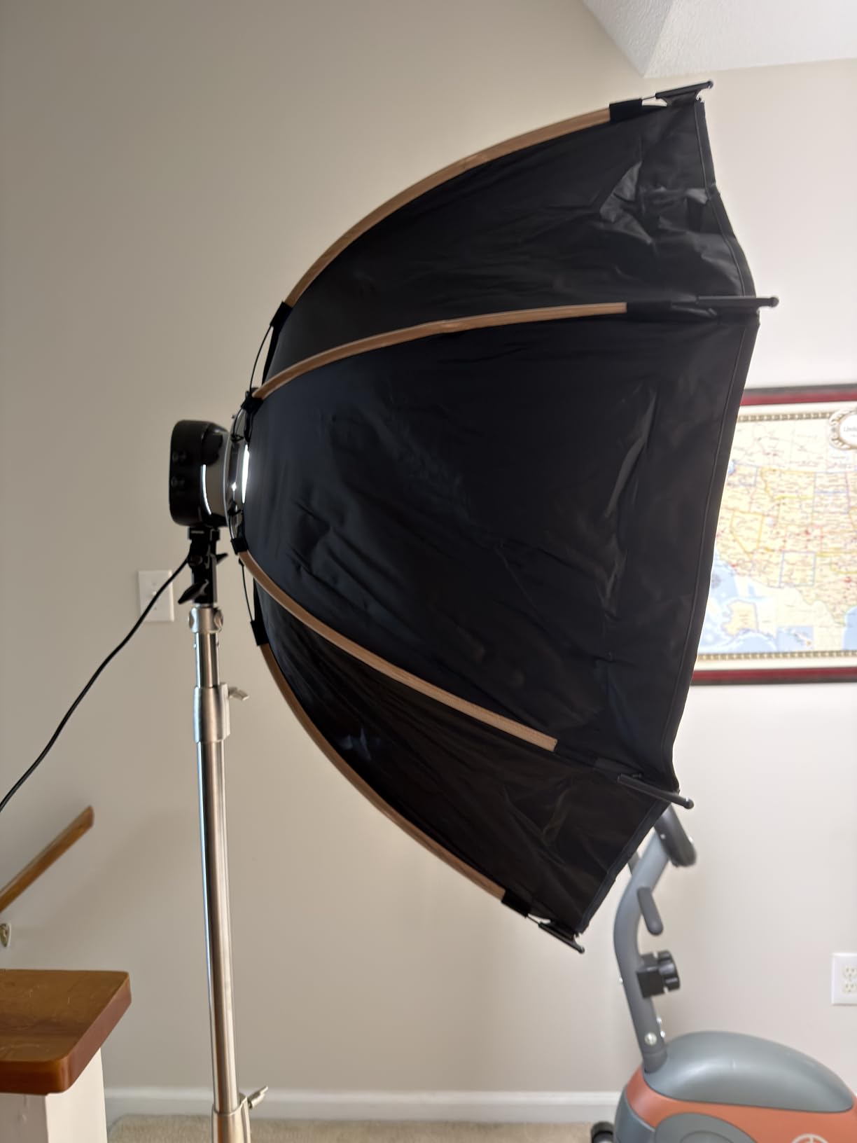 Amaran Halo 60X COB Led Video Light 60W Bi-Color 2700k-6500k,Bowens Mount | Silent Photography Lighting,3270lux@1m,Ultra-Compact Travel Light,USB-C PD Power,App/NFC Control,for YouTube TikTok Studio customer photo 2