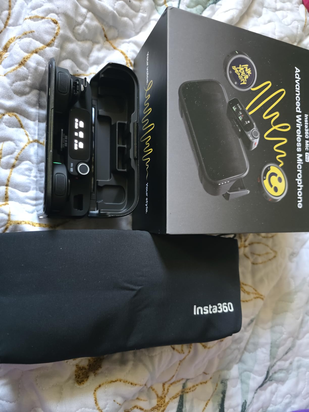 Insta360 Mic Pro Transmitter, Wireless Mini Lavalier Microphone for iPhone/Camera/Android, Video Recording, Bluetooth, Customizable E-Ink Display, 3-Mic Array, 32-bit Float Internal Recording customer photo 1