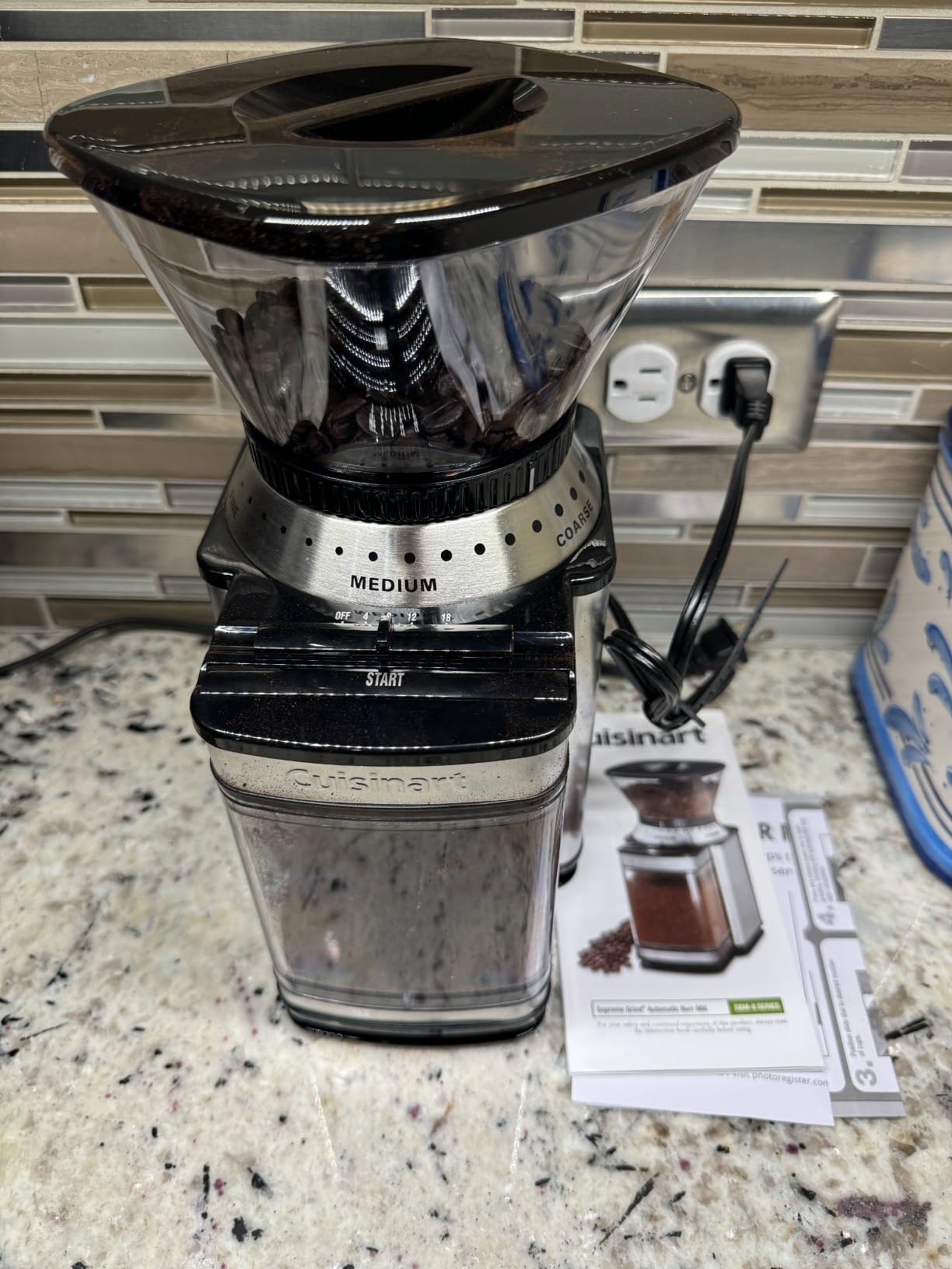 Cuisinart Electric Burr Coffee Grinder, 18 Settings, 4-18 Cups, DBM-8P1 customer photo 1