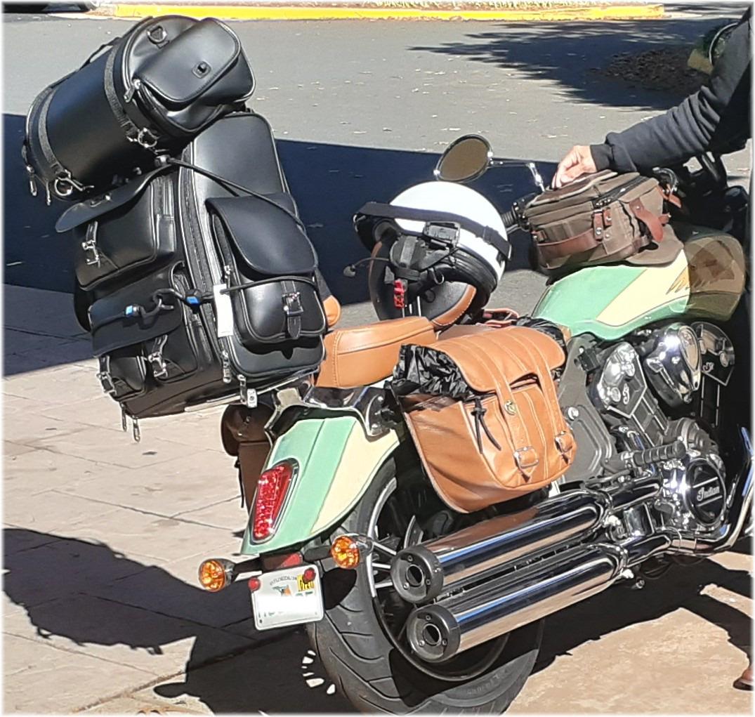 Saddlemen 3501-0382 Cruis'n Jumbo Slant Face Pouch Saddlebag customer photo 2