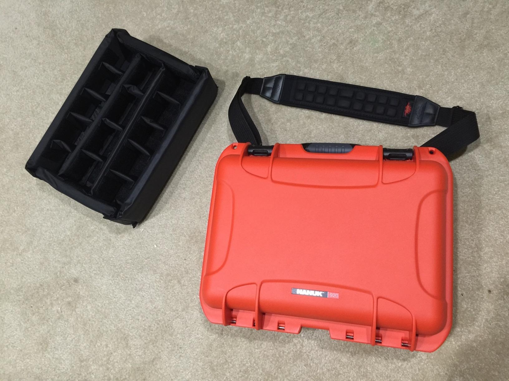 NANUK 920 Hard Case – Waterproof Travel Hard Case with Customizable Cubed Foam, 16.7” x 13.4” x 6.8”, Dustproof & Impact-Resistant, Airline Carry-On Approved – Black customer photo 1
