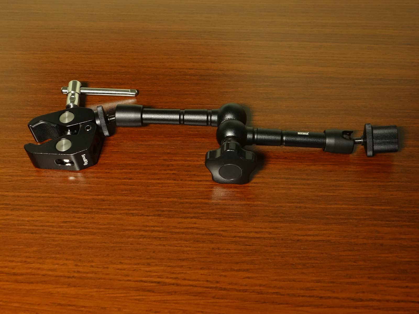 SMALLRIG Super Clamp with 1/4 and 3/8 Thread for Cameras, Lights, Umbrellas customer photo 2