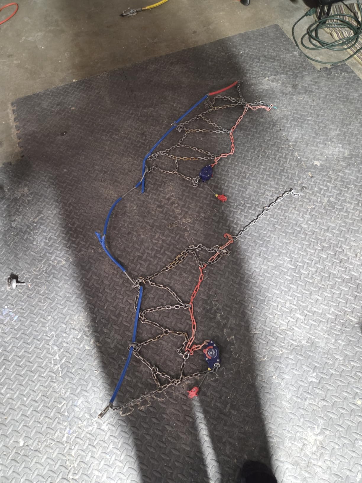 SCC 0232805 Auto-Trac Light Truck/SUV Tire Traction Chain - Set of 2 customer photo 2