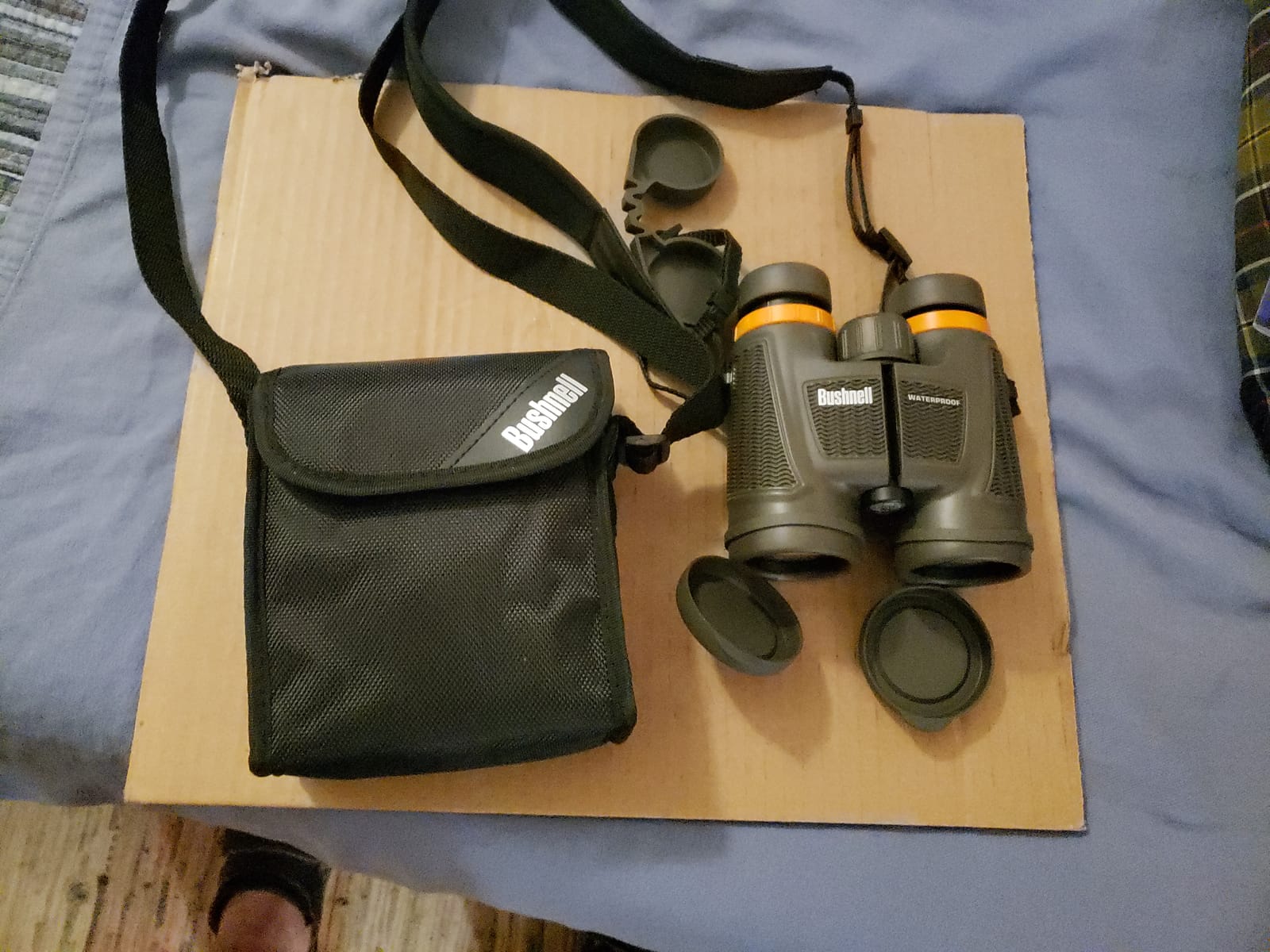 Bushnell H2O Xtreme 10x42 Waterproof Binoculars customer photo 1