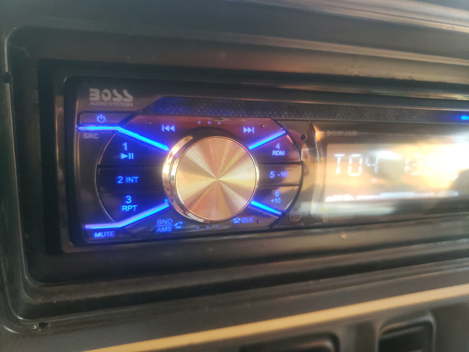 BOSS Audio Systems 508UAB Single DIN Bluetooth Car Stereo, CD Player, USB customer photo 2