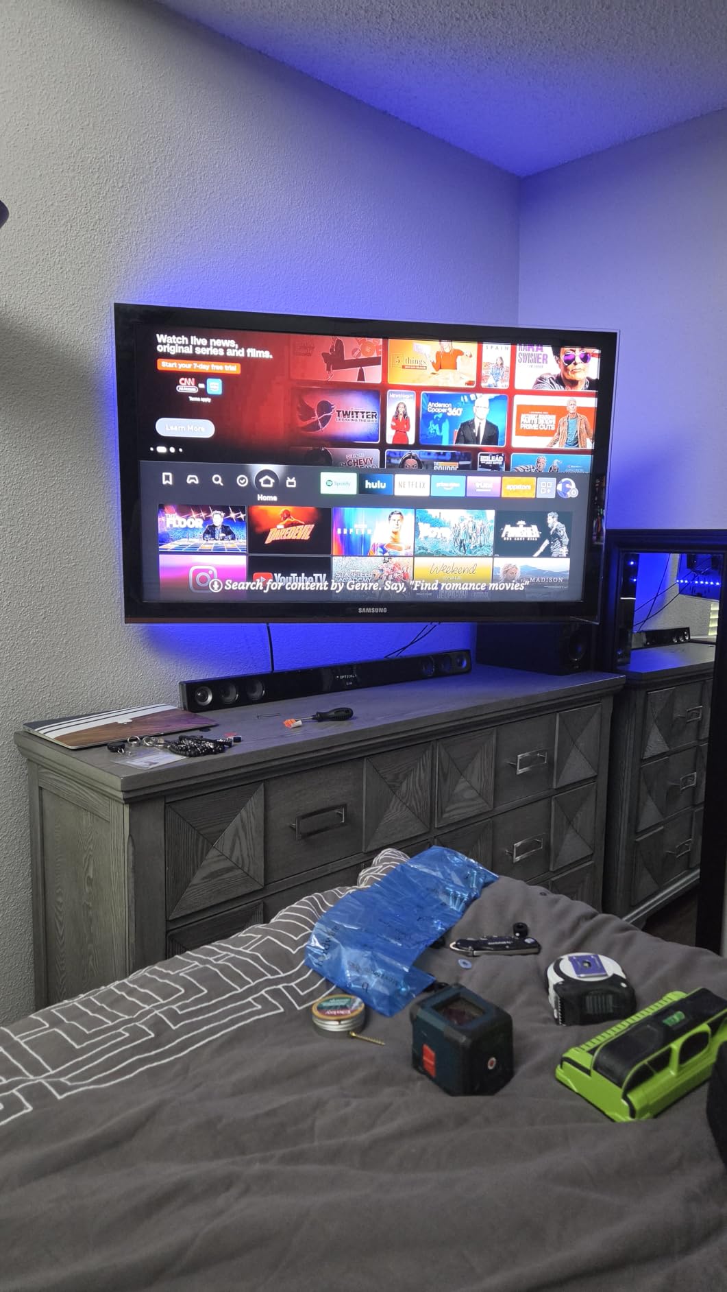 Mounting Dream Full Motion TV Wall Mount for 32-70 Inch TVs up to 110lbs customer photo 2