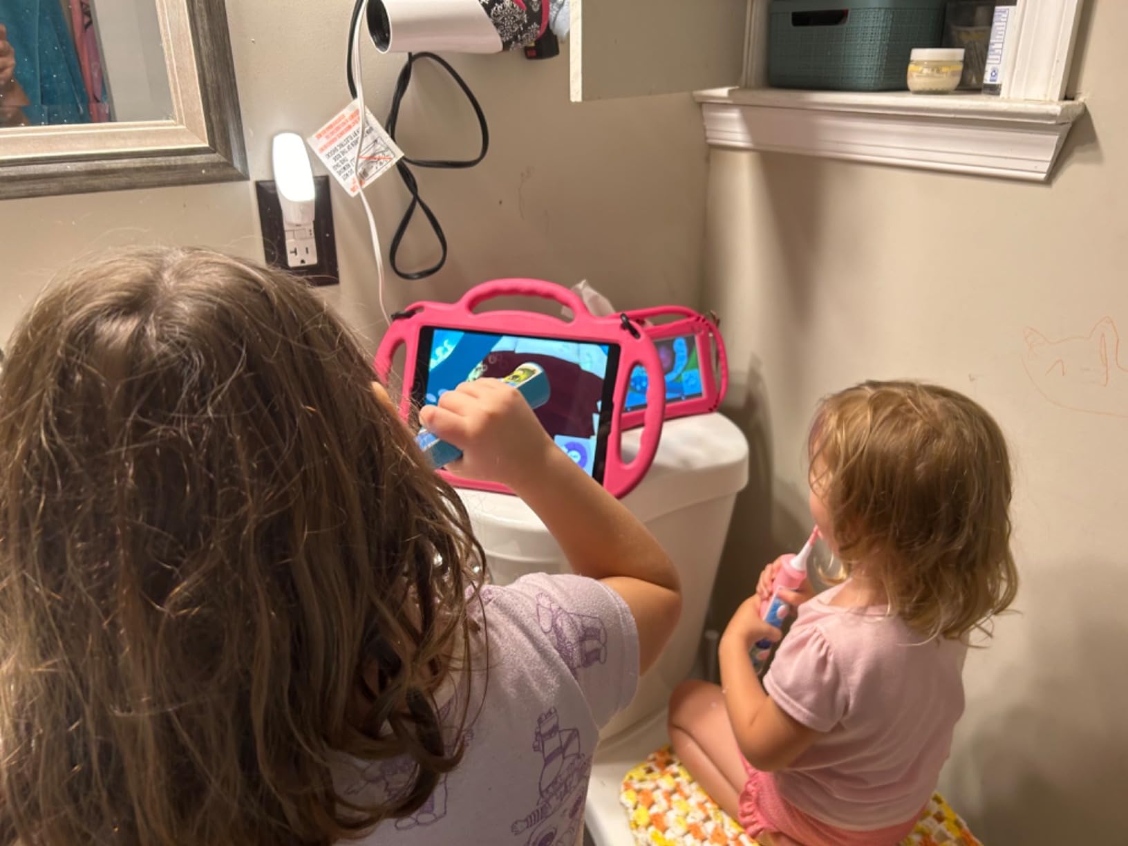 Philips Sonicare for Kids 3+ Bluetooth Connected Rechargeable Electric Power Toothbrush, Interactive for Better Brushing, Turquoise, HX6321/02 customer photo 1