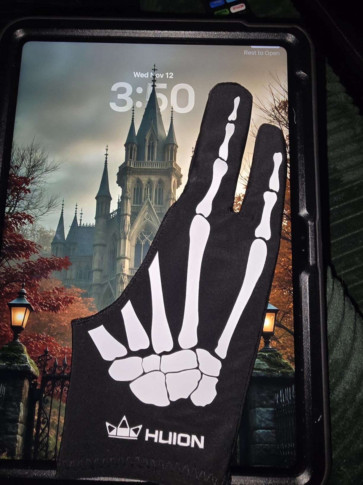 HUION Skeleton Artist Glove for Drawing Tablets, Left or Right Hand customer photo 2