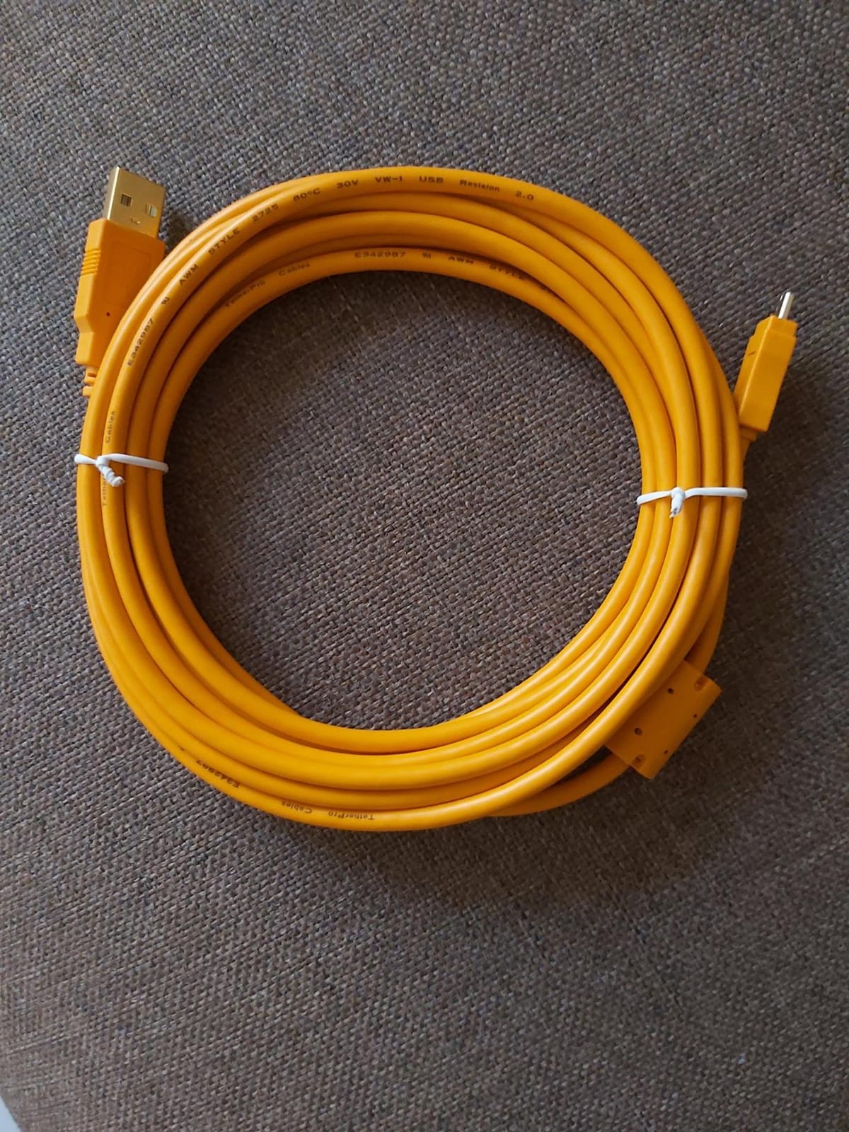 Tether Tools TetherPro USB 2.0 to Mini-B 8-Pin Cable | for Fast Transfer Between Camera and Computer | High Visibility Orange | 15 Feet (4.6 m) customer photo 2