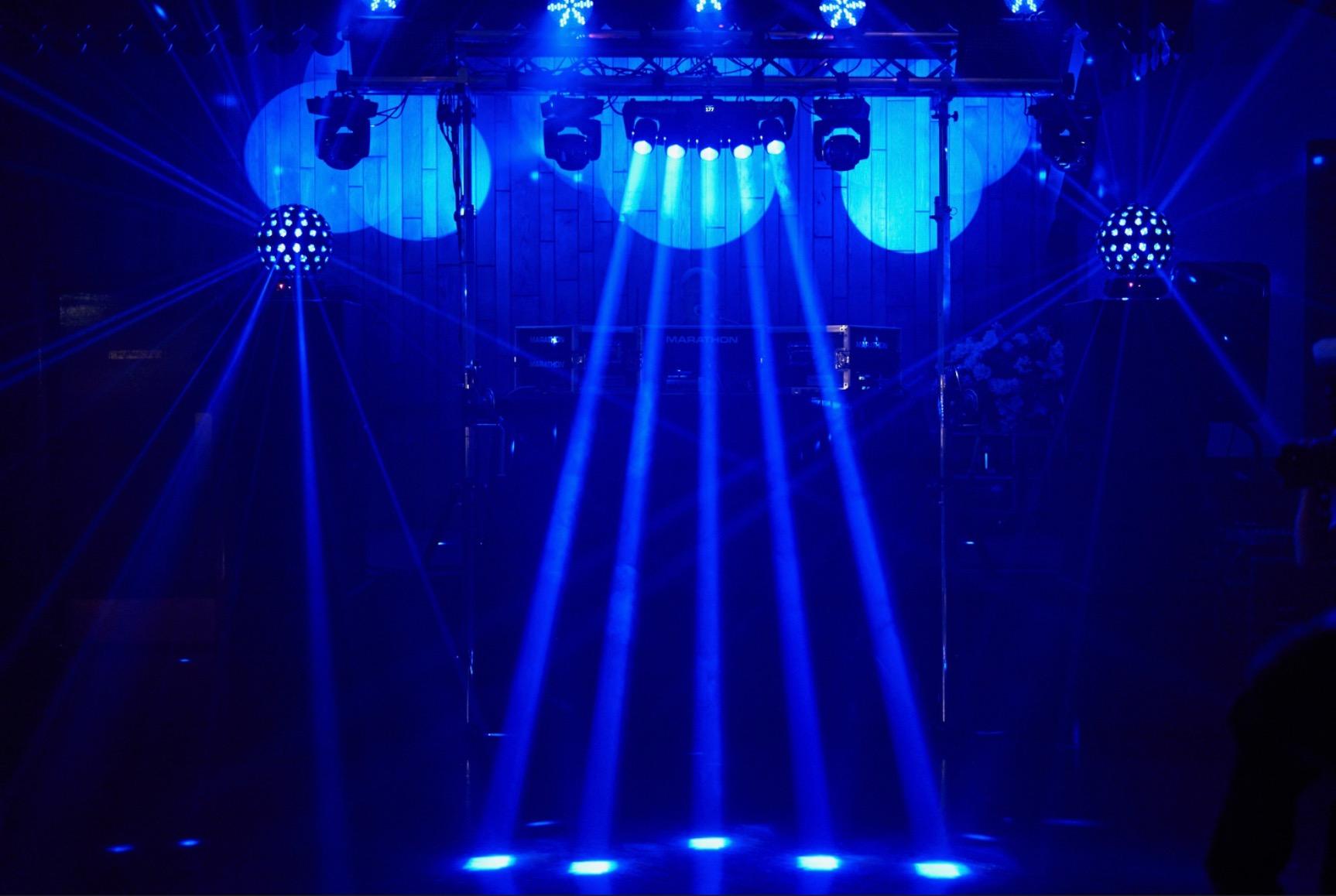 CHAUVET DJ – Hurricane Haze 4D Low Profile Hazer | Adjustable Scoop Direction Control | Wired Timer Remote & Built In Dmx Operation | High Output Low Noise Fan | Small Footprint Placement | Adjustable Scoop Direction Control, Wired Timer Remote and Built In Dmx Operation, High Output Low Noise Fan customer photo 1