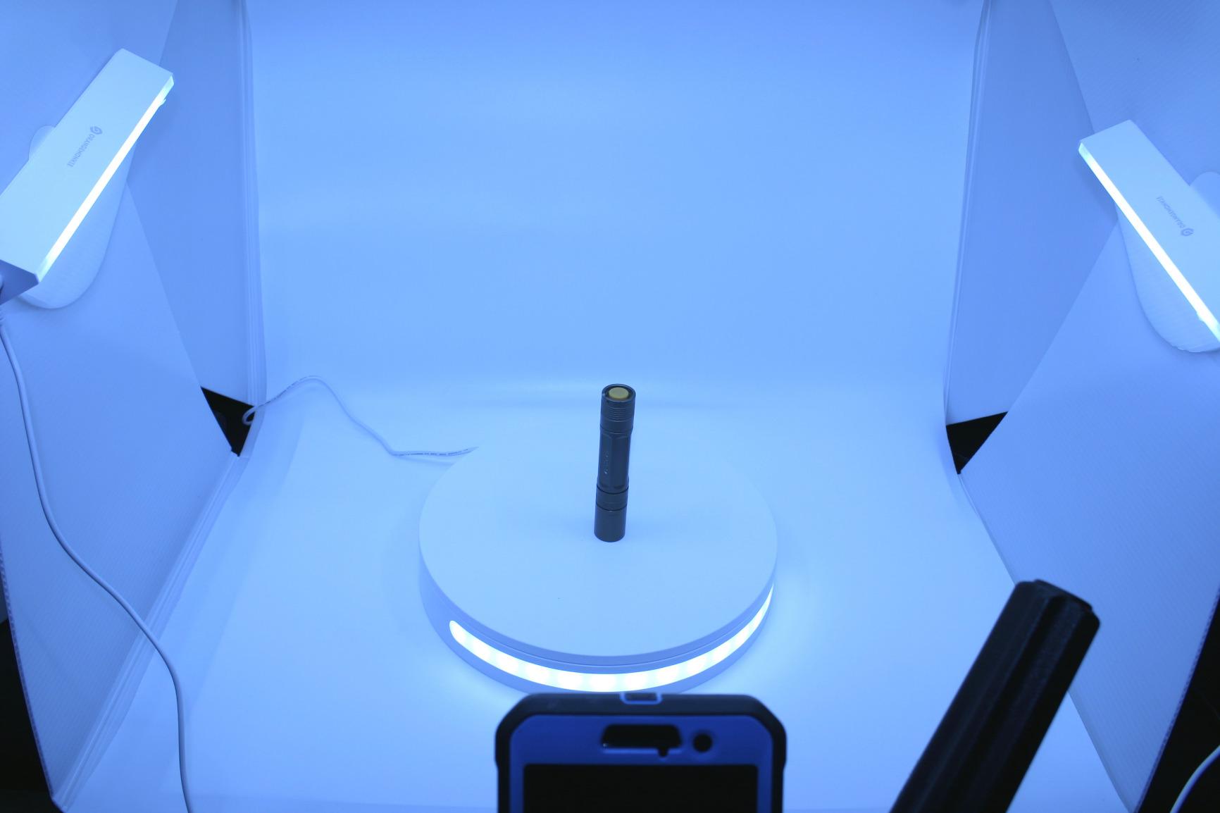 Foldio360 (Smart 360 Photography Turntable Controlled by Smartphone for 360 Product Photography / Create 360 Degree Images and Video for your shop, Youtube, TikTok, Instagram, 3D Scanning) customer photo 1