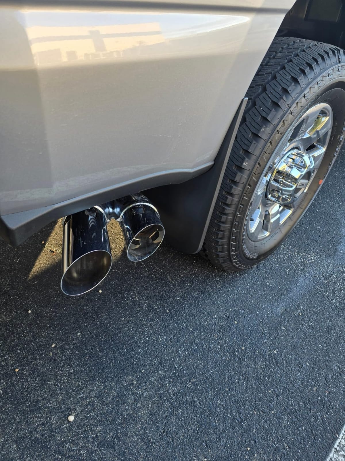 Husky Liners Custom Mud Guards | Fits 2017-2026 Ford F-250 & F-350 w/Single Rear Wheels & w/o OEM Fender Flares | Rear Set, 2-pc Black - 58466 customer photo 2