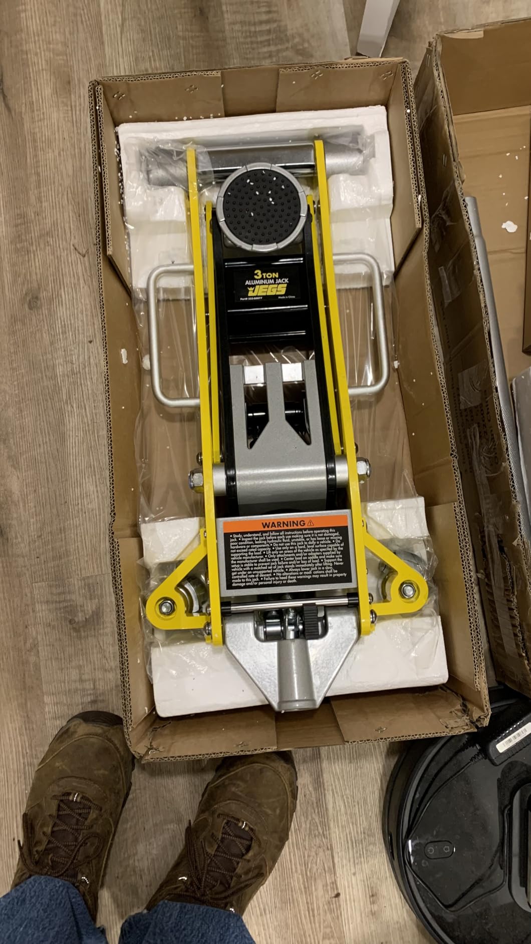 3-Ton Aluminum Floor Jack [6,000 lbs. Capacity] customer photo 1