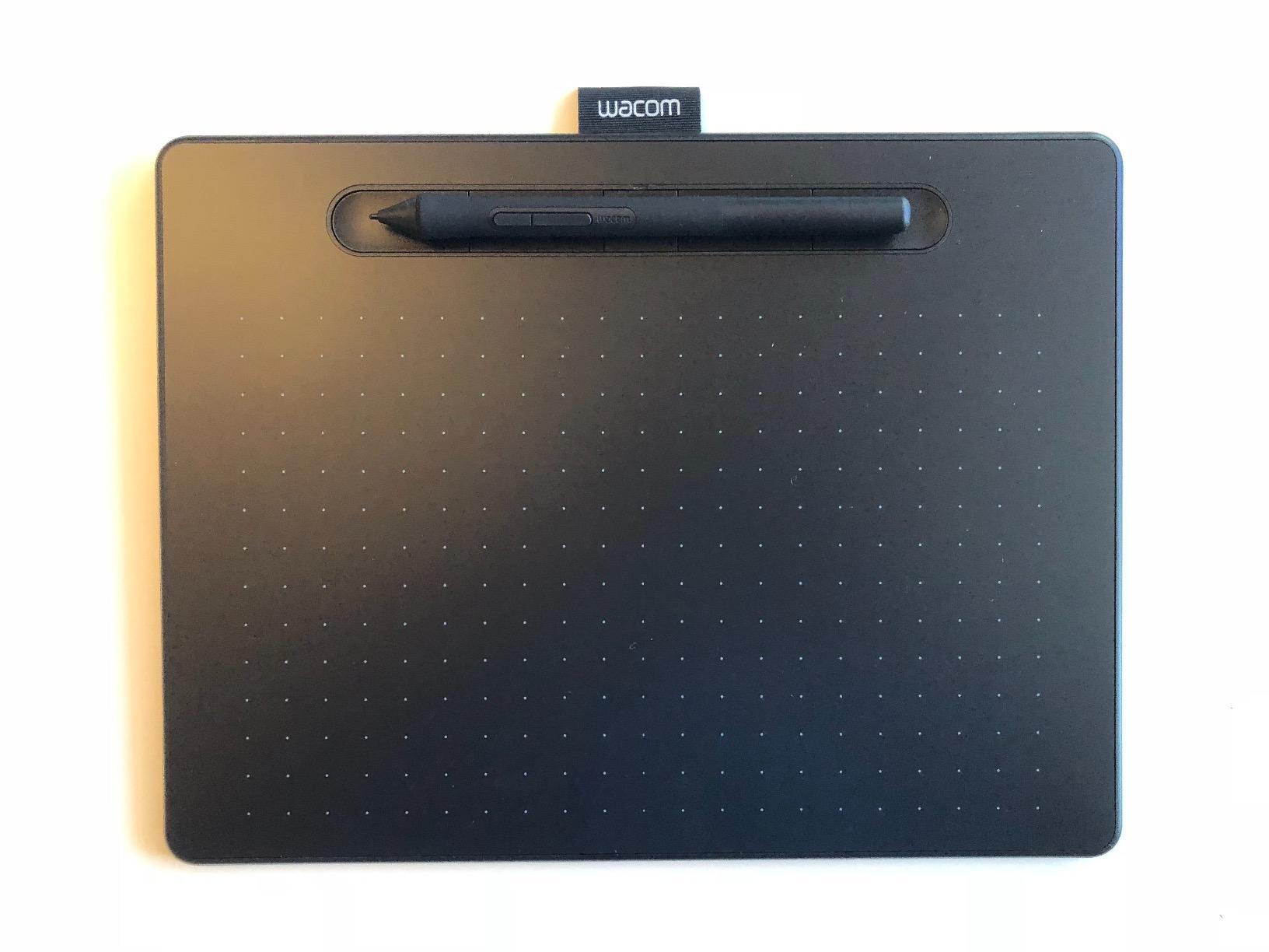 Wacom Intuos Medium, Bluetooth Graphic Drawing Tablet with Pen + Software | Battery-free pen, 4 ExpressKeys for shortcuts, works with Mac, Windows & Chromebook; Ideal for creators, students & teachers customer photo 2