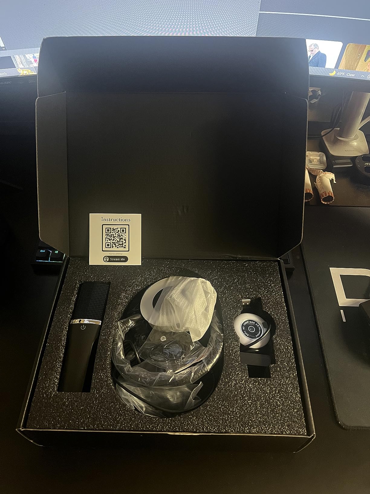 Webcam Streaming Kit, 1080P Webcam, RGB Mic & LED Light for PC/Mac. Not PS5 customer photo 1
