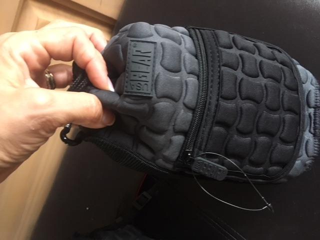 USA Gear FlexARMOR-X Large Lens Case Pouch with Deluxe Padded Neoprene Protection - Fits Camera Lenses up to 7.87