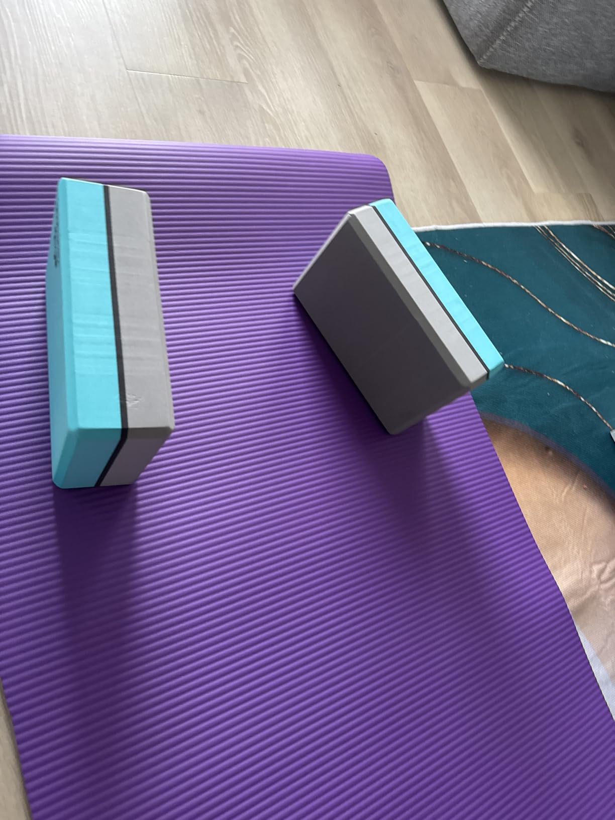 Heathyoga Yoga Blocks 2 Pack with Strap, High Density EVA Foam Yoga Block and Yoga Strap Set to Support and Improve Poses and Flexibility customer photo 2