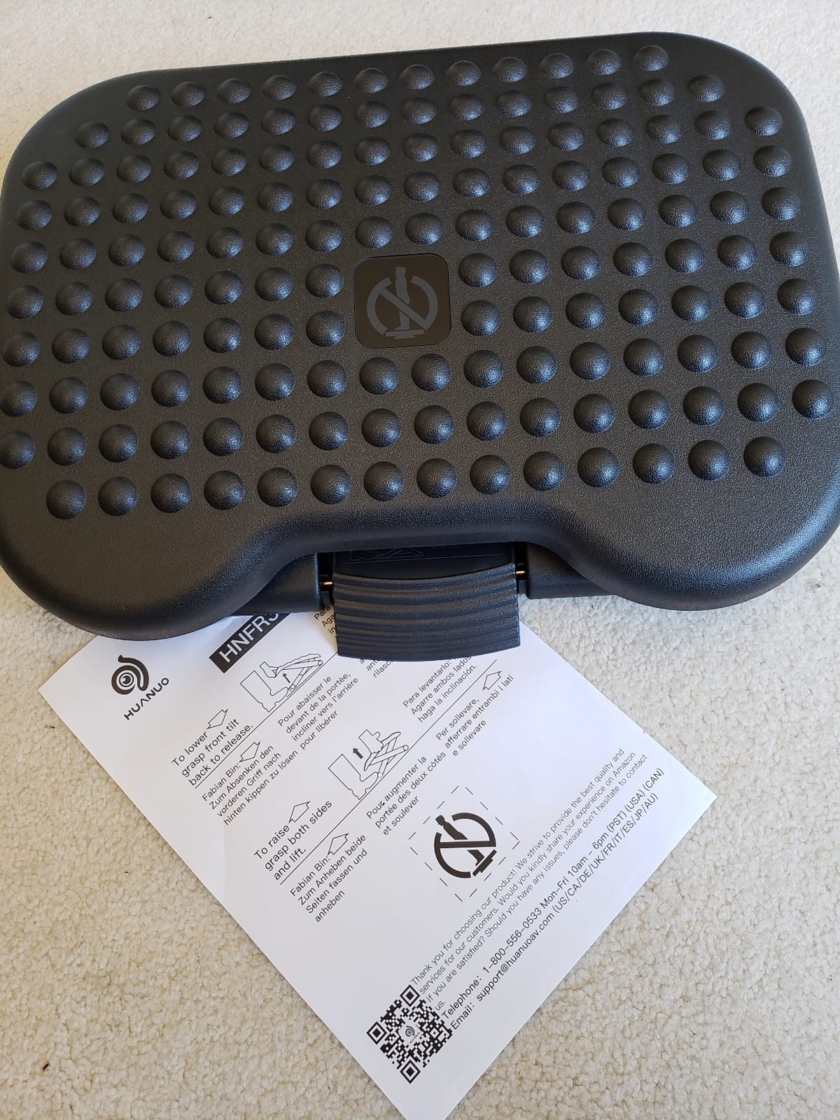 HUANUO Adjustable Foot Rest for Under Desk with Massage Surface and Tilt customer photo 1