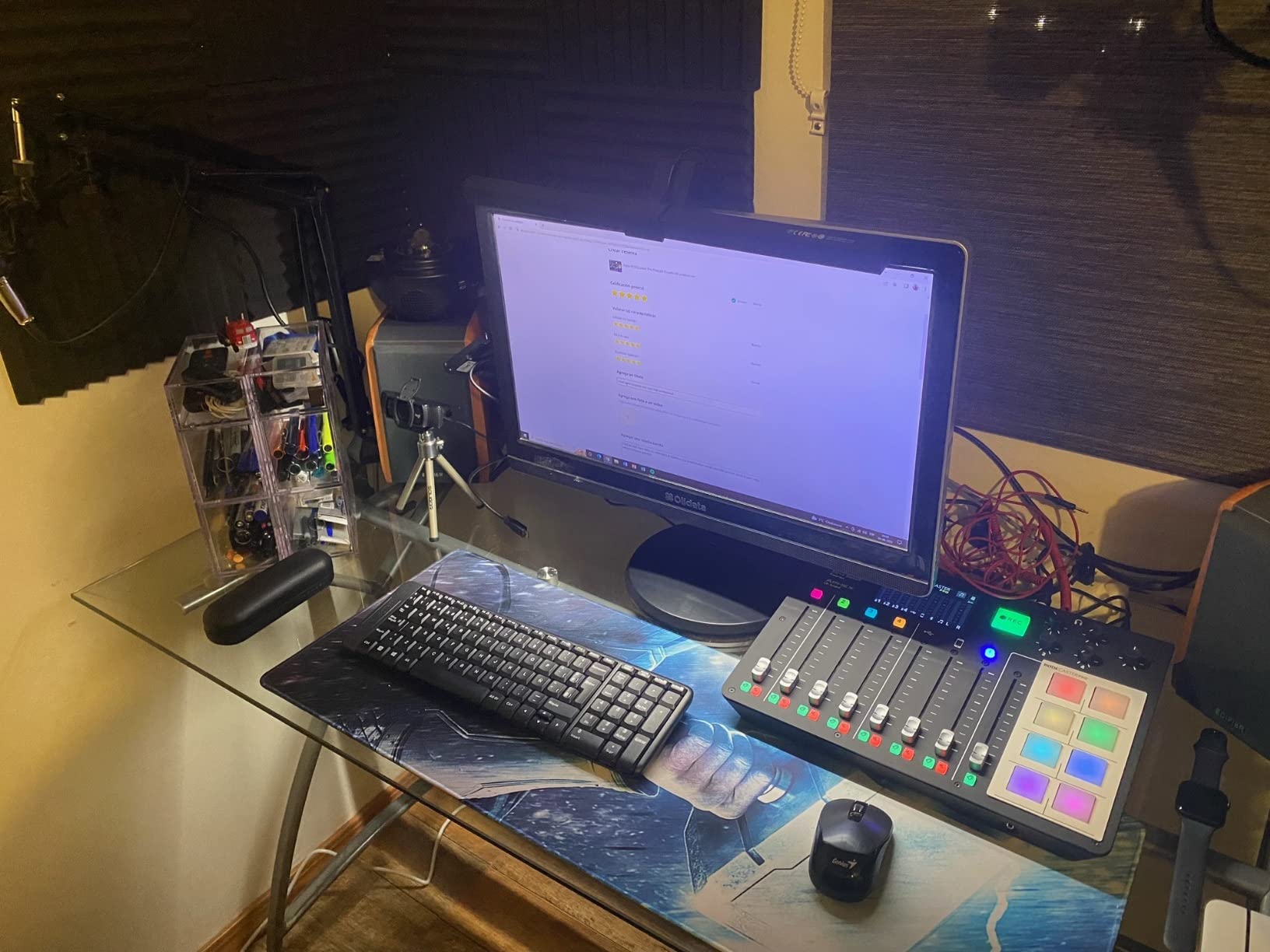 RØDE RØDECaster Pro All-in-One Production Solution for Podcasting customer photo 1