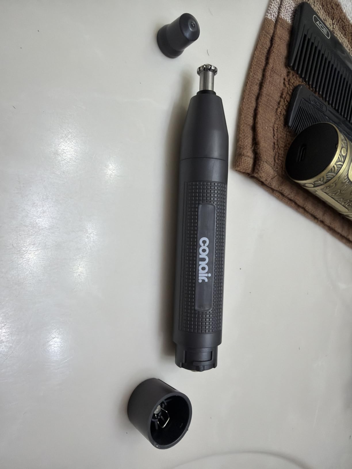 ConairMAN Ear and Nose Hair Trimmer for Men, Cordless, 360° Bevel Blade customer photo 1