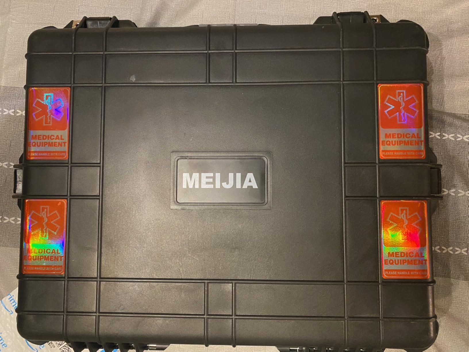 MEIJIA Rolling Waterproof Hard Protective Case, Hard Camera Case with Retractable Pull Handle and Wheels,Customizable Fit Foam Inserted, Black,24.64 X19.39 X13.78 inches customer photo 2