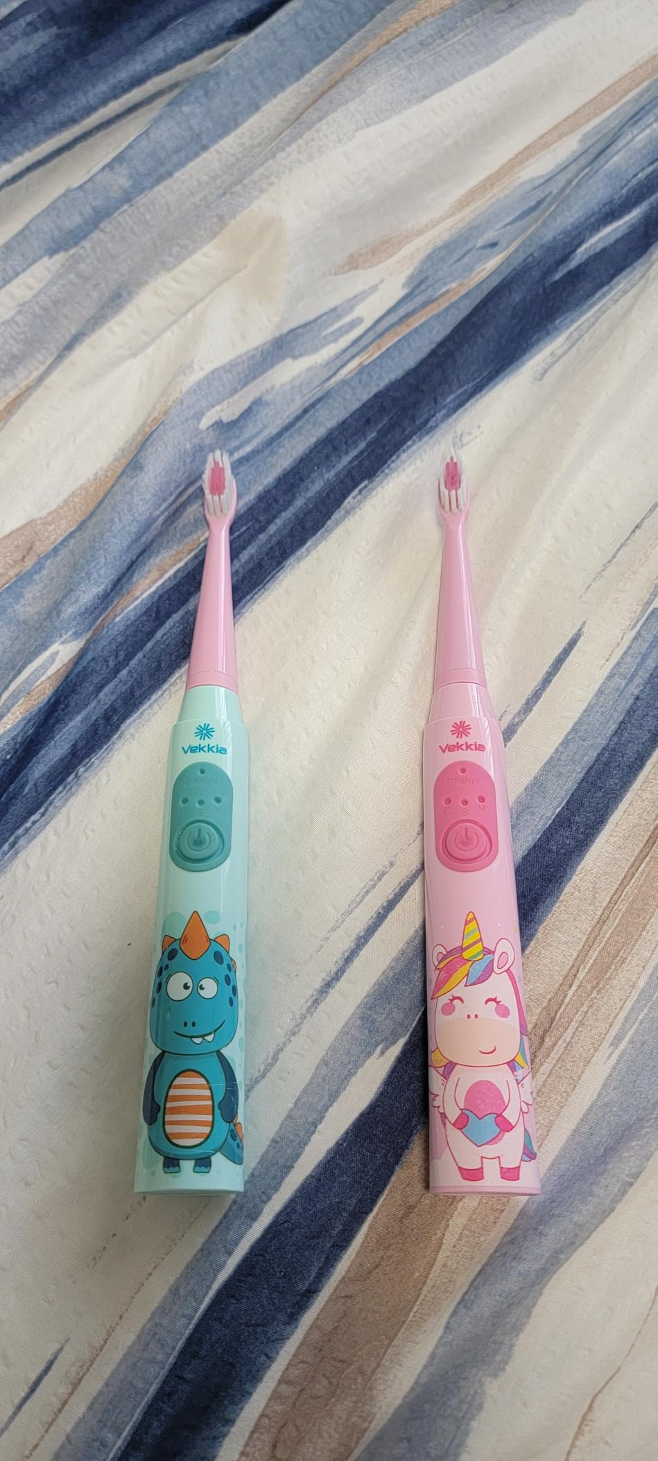 Vekkia Sonic Rechargeable Kids Electric Toothbrush(Blue) customer photo 1