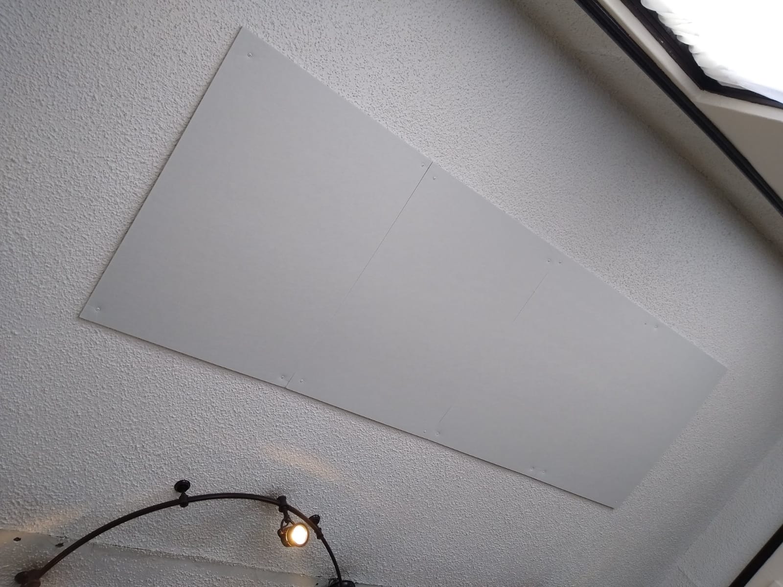 BXI Sound Absorber - 16 X 12 X 0.4 Inches 6 Pack High Density Acoustic Absorption Panel, Sound Absorbing Panels Reduce Echo Reverb, Tackable Acoustic Panels for Wall and Ceiling Acoustic Treatment customer photo 1