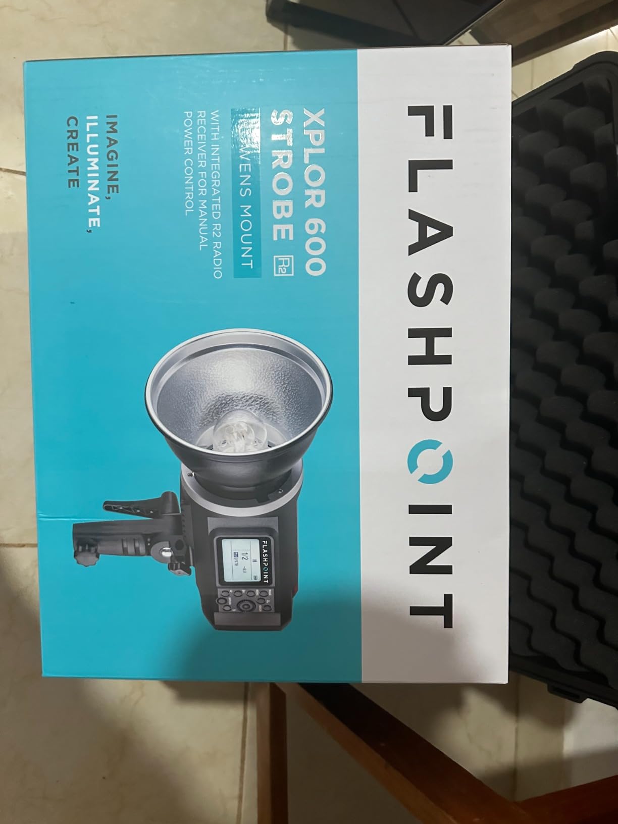 Flashpoint XPLOR 600 HSS Outdoor Battery Powered Studio Flash Strobe Monolight w/Built-in R2 2.4GHz Radio Remote System, Bowens Mount, 600Ws 11.1V 8700mAh Lithium Battery, 450 Full Power Flashes customer photo 1