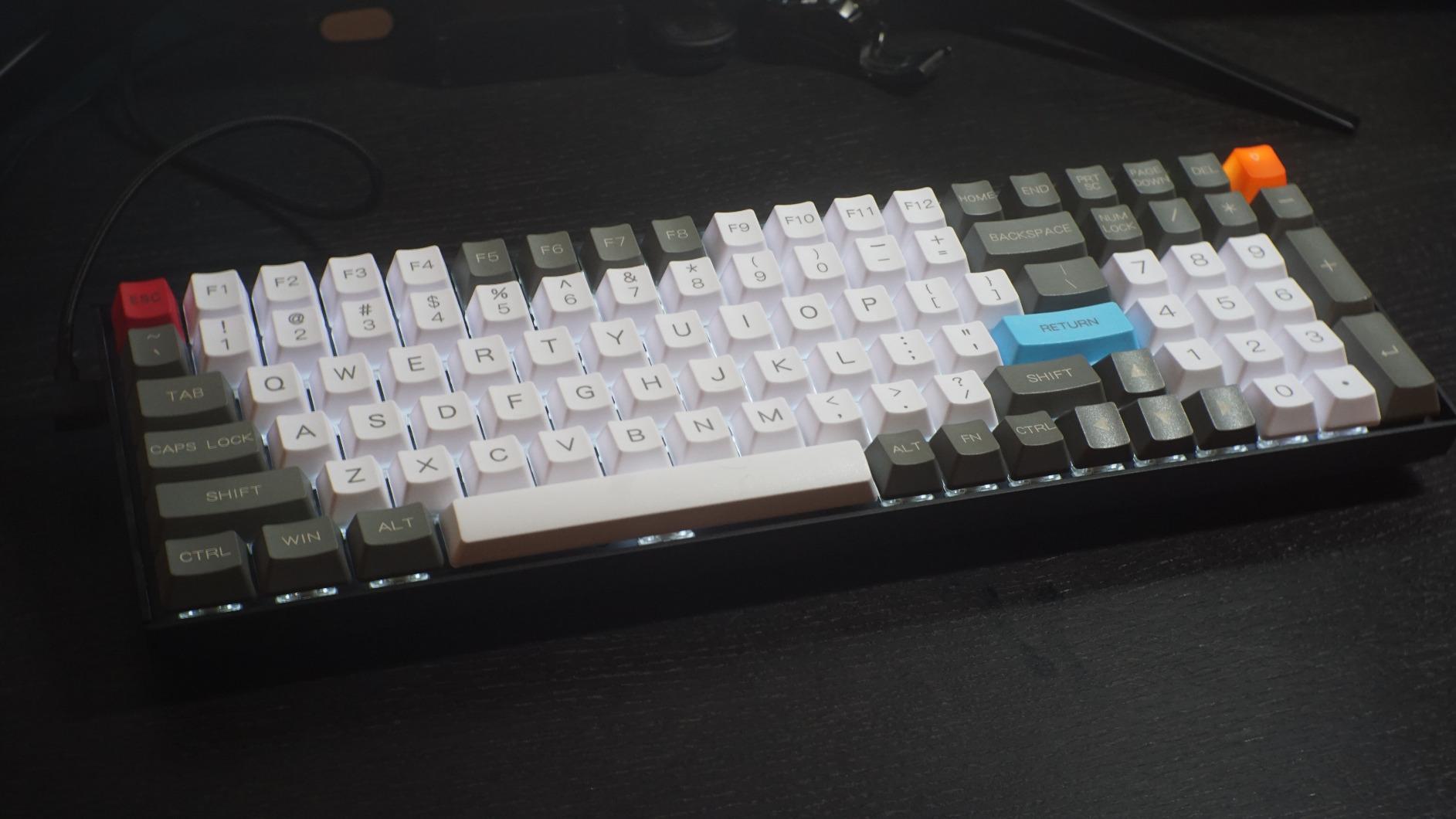 Keychron K4 96% Layout 100 Keys Wireless Bluetooth 5.1/Wired USB Mechanical Gaming Keyboard with Keychron Super Brown Switch White LED Backlight N-Key Rollover for Mac Windows PC-Version 2 customer photo 1