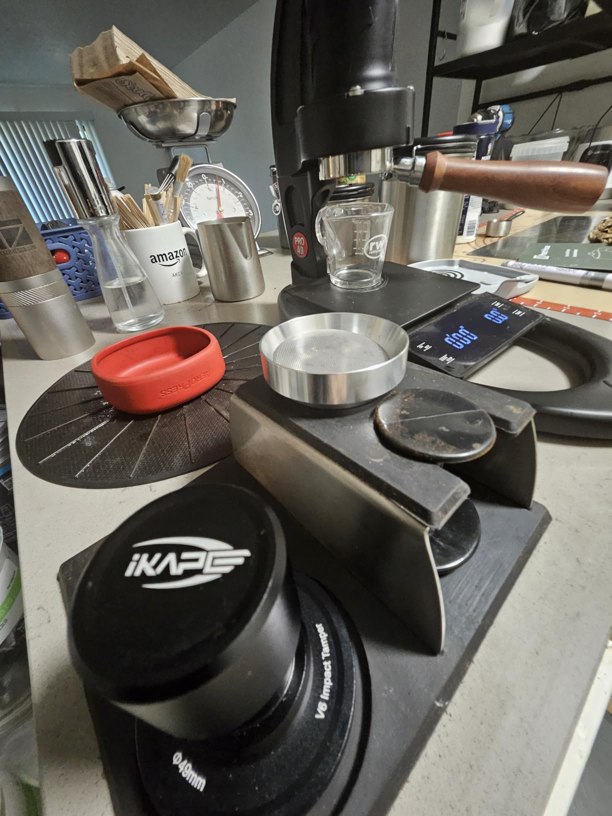 Flair UPDATED 49 PRO (Black) - All manual 49mm lever espresso maker with handled portafilter, pressure gauge and no plastics in brew path customer photo 2
