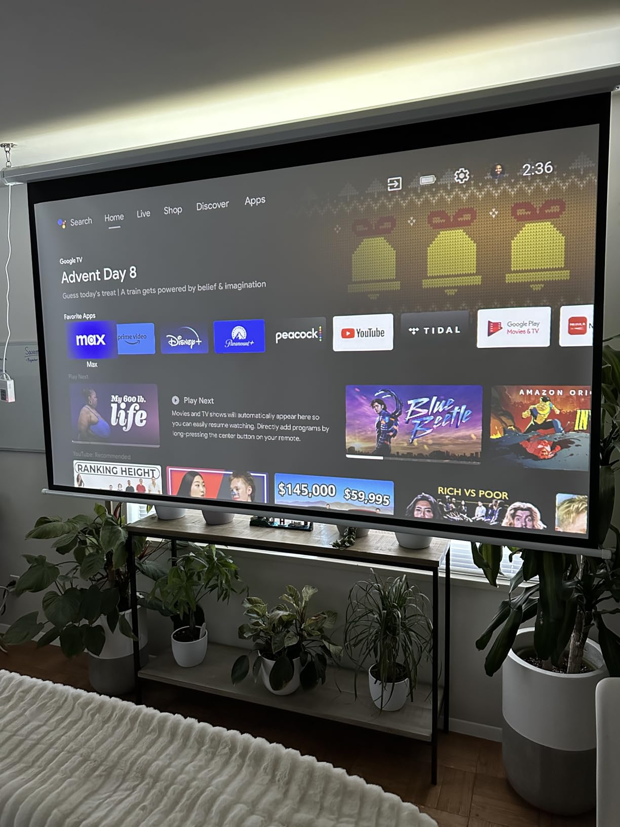 100 Inch Motorized Projector Screen with RF Remote, 16:9 HD, Silver Case customer photo 1