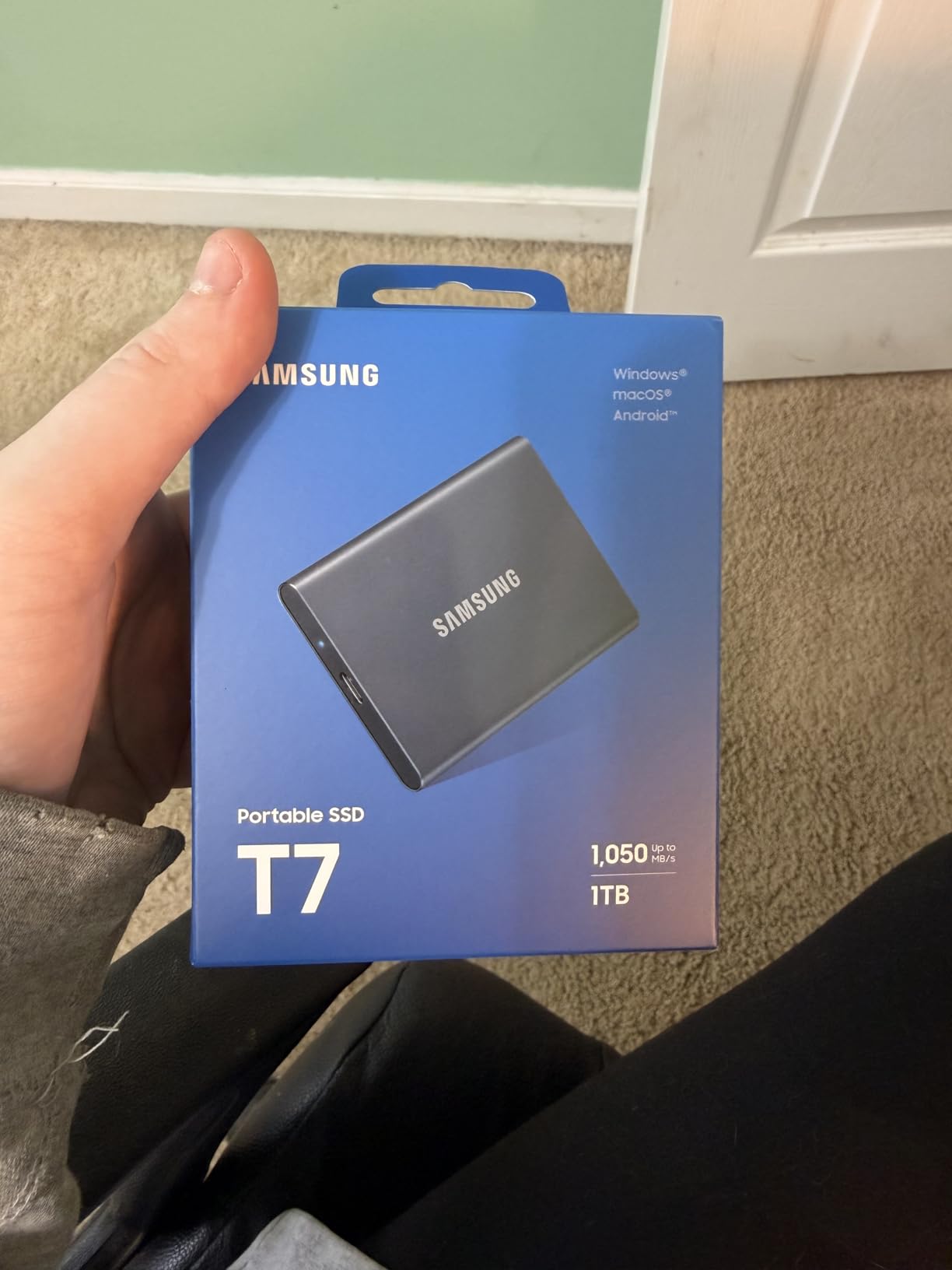 SAMSUNG T7 Portable SSD, 1TB External Solid State Drive, Speeds Up to 1,050MB/s, USB 3.2 Gen 2, Reliable Storage for Gaming, Students, Professionals, MU-PC1T0H/AM, Blue customer photo 1