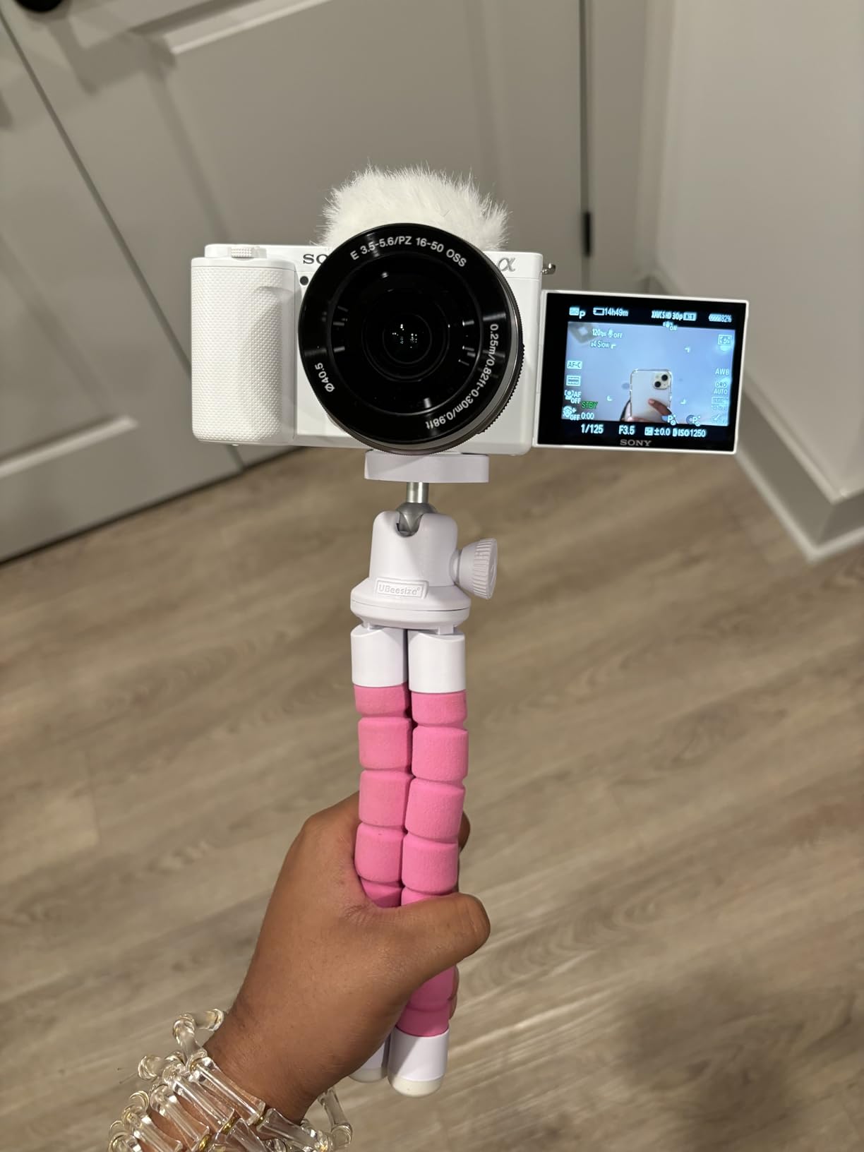 Ubeesize Phone Tripod, Portable and Flexible Tripods with Wireless Remote and Clip, Cell Phone Tripode Stand for Video Recording customer photo 2