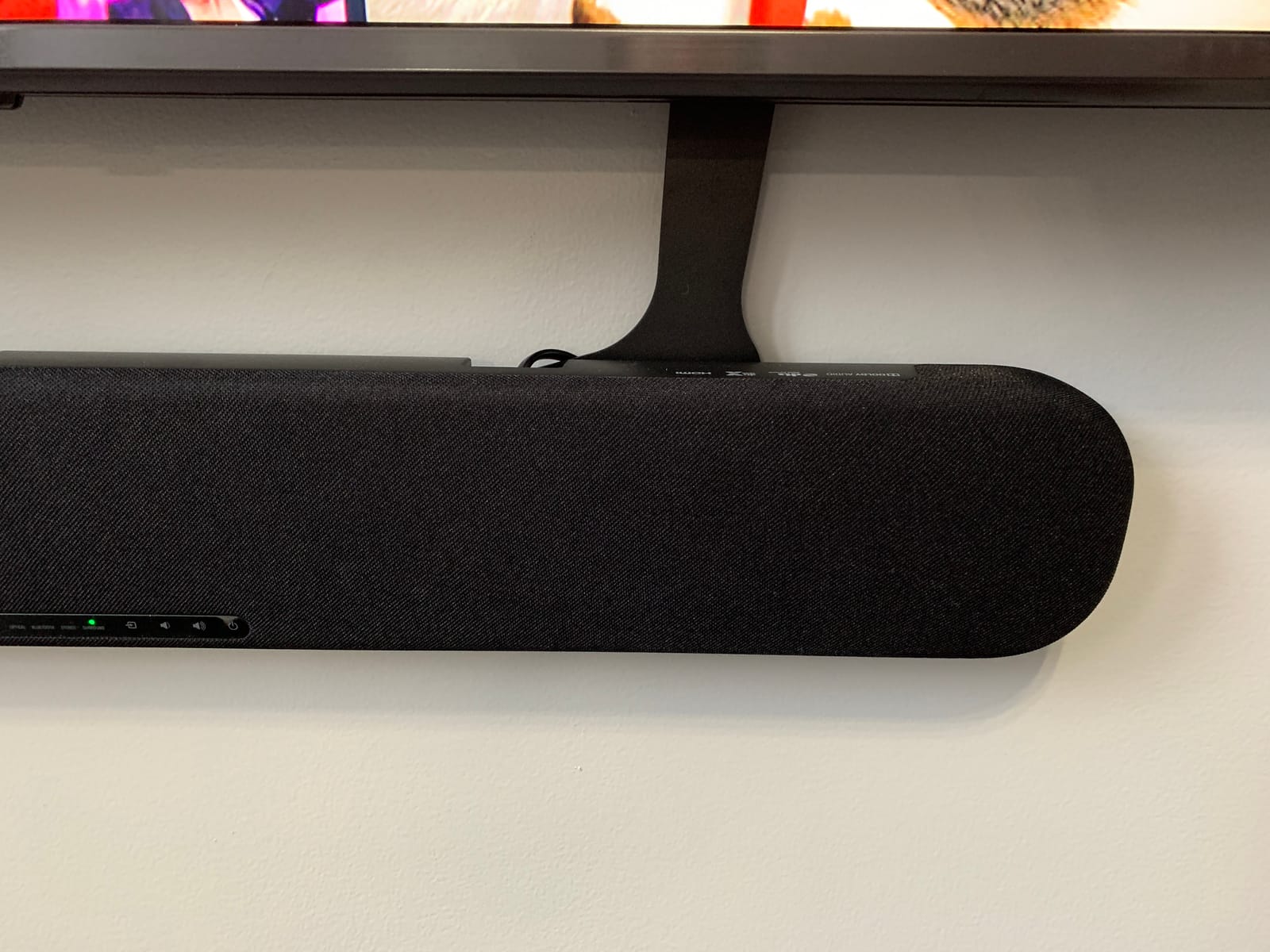 Yamaha SR-B20A Soundbar with Built-in Subwoofers, Dolby Audio, DTS Virtual:X, Bluetooth, Black customer photo 1