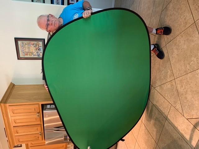 NEEWER Chromakey Backdrops, Double-Sided Blue and Grey Screen, 2 in 1 Foldable and Reversible Background for Photography, Gaming and Live Streaming, 5 x 6.6 inches/1.5 m x 2 m (Blue/Grey) customer photo 1