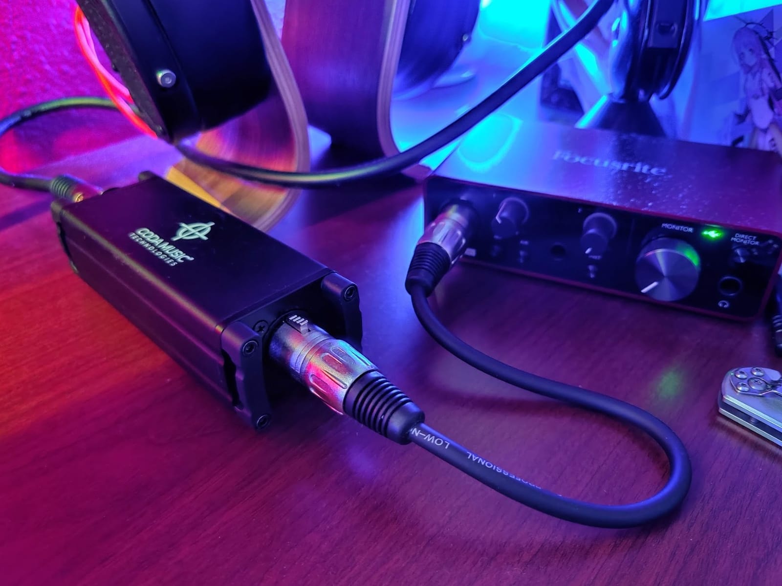 Coda Mic Preamp for Vocal Recording & Podcasting - 25dB Microphone Booster customer photo 2