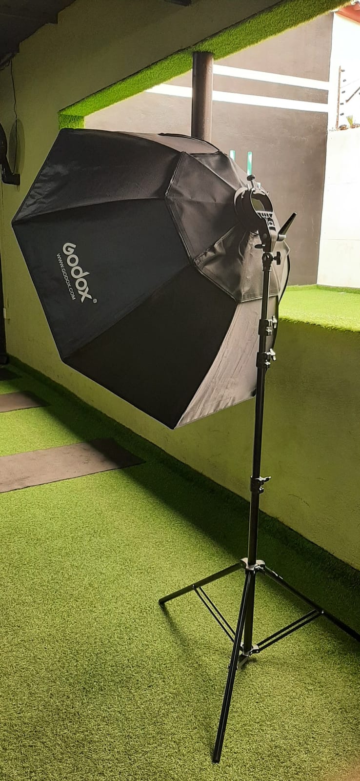 Godox FW 47inch/120cm Octagon Softbox Reflector with Honeycomb Grid and Bag for Speedlight Flash(Bowens Mount) customer photo 1
