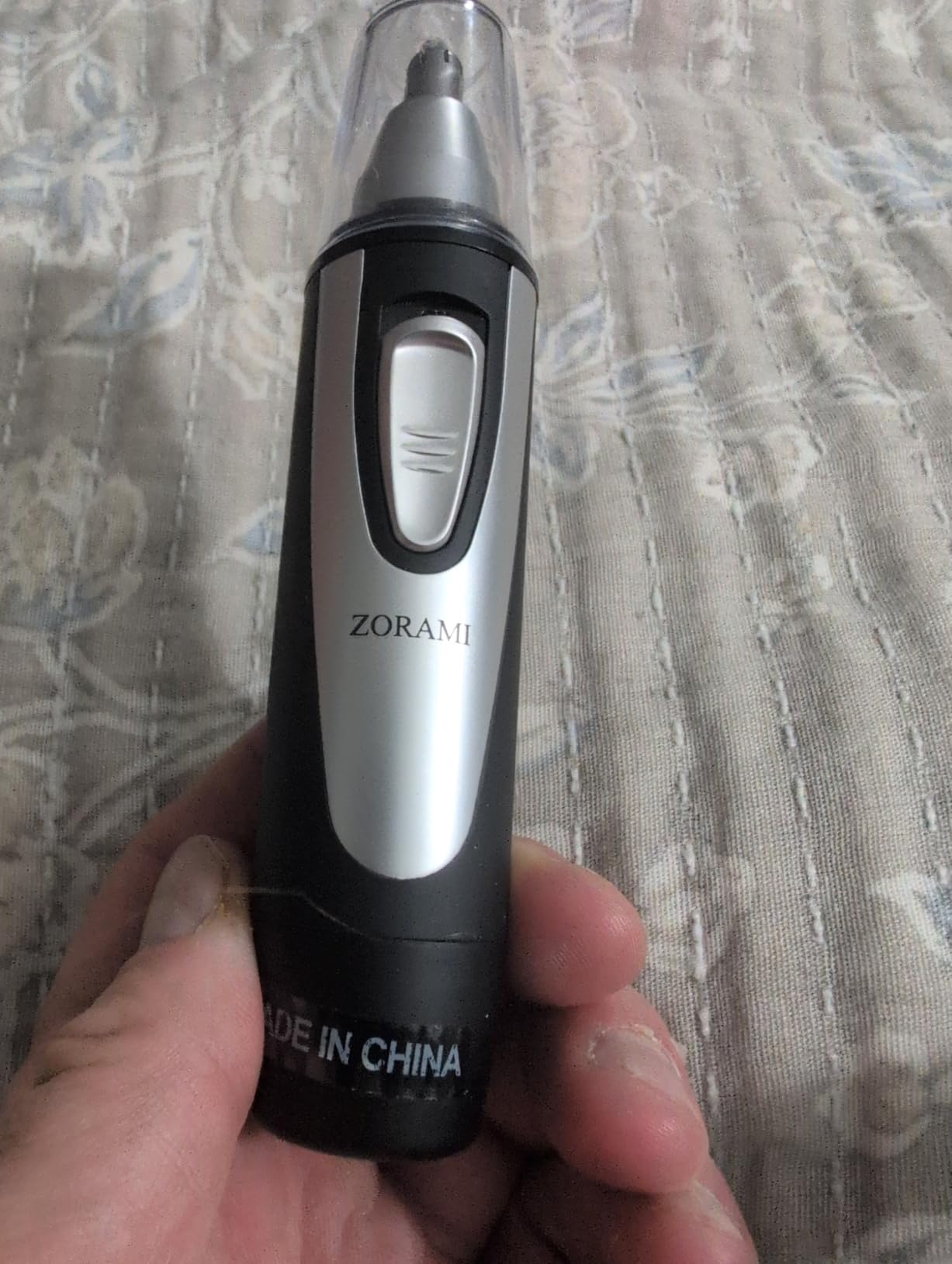 Ear and Nose Hair Trimmer Clipper - 2026 Professional Painless Eyebrow & Facial Hair Trimmer for Men Women,Battery-Operated Trimmer with IPX7 Waterproof,Dual Edge Blades for Easy Cleansing Black customer photo 1