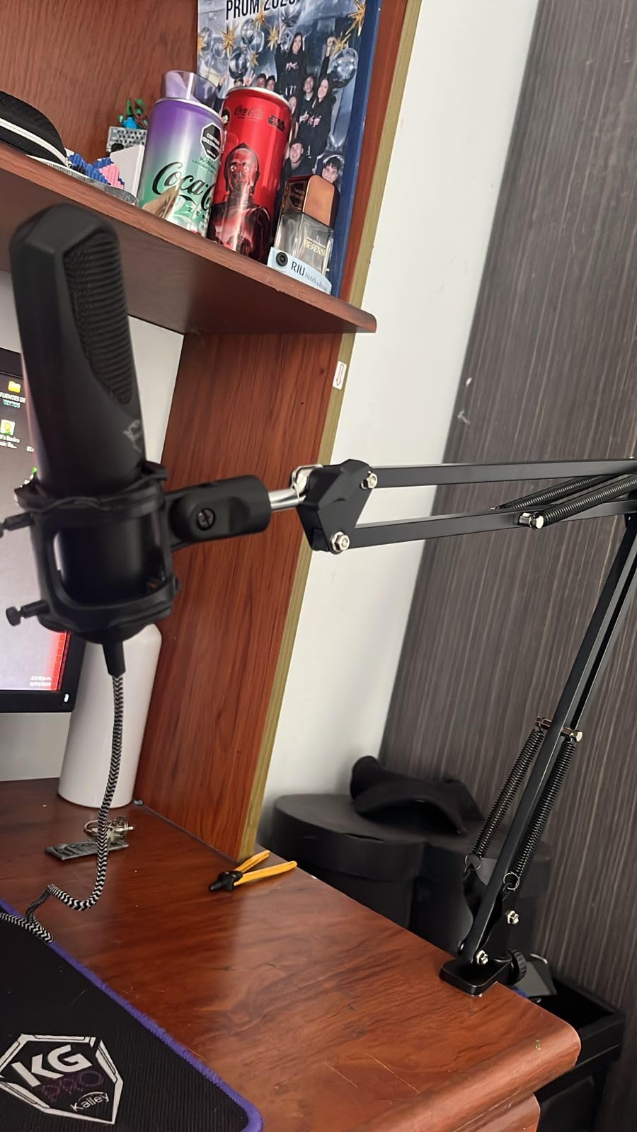 FIFINE CS1 Scissor Microphone Boom Arm Stand for Gaming Recording | Podcast Mic Arm Stand,Heavy Duty clamp,3/8