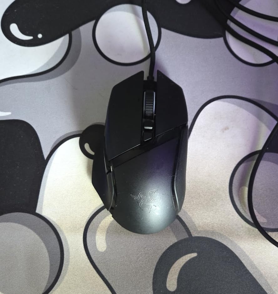 Razer Basilisk V3 Customizable RGB Wired Ergonomic Gaming Mouse, Black customer photo 2