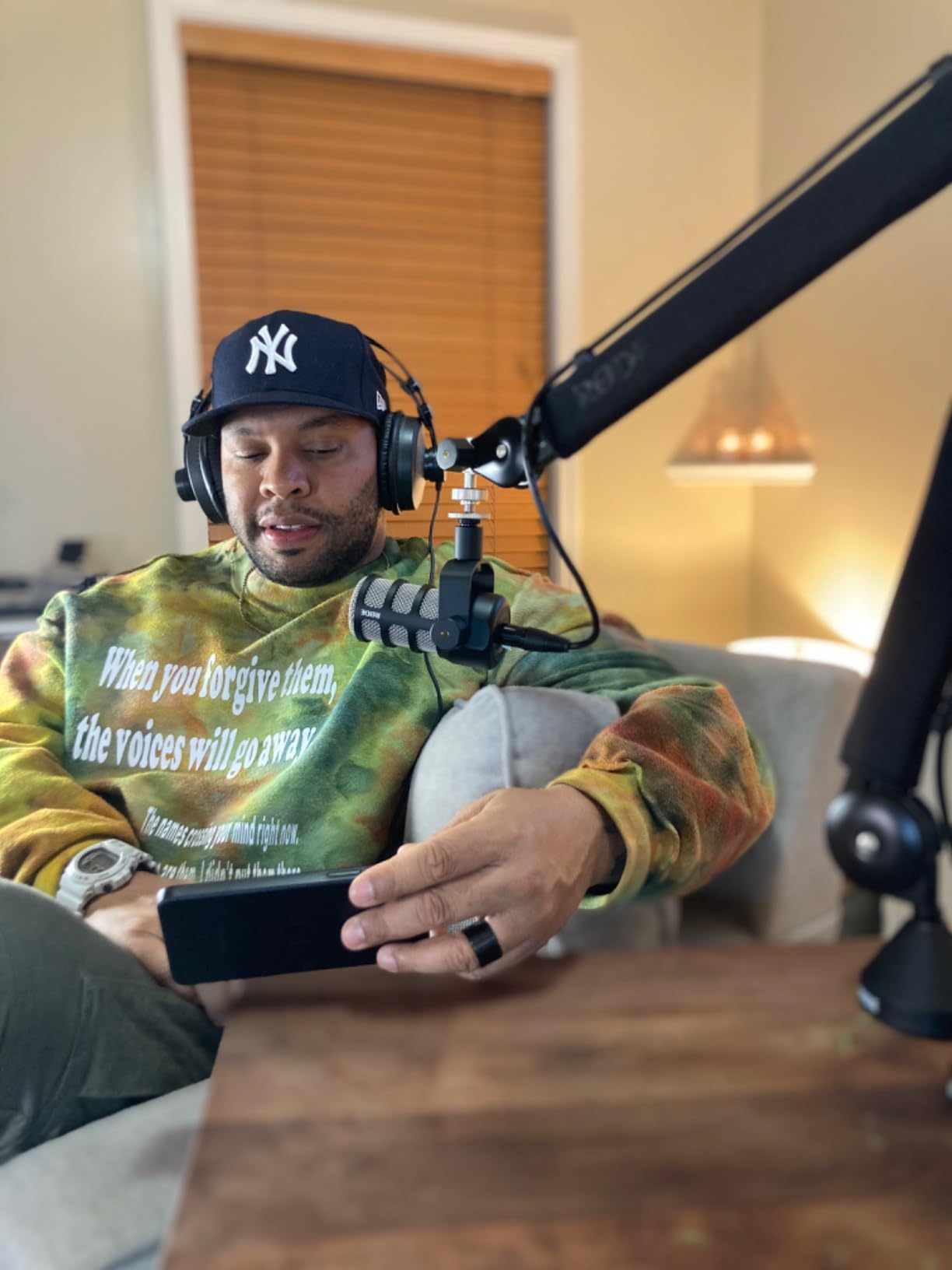 Rode RODECaster Pro 2 Podcast Mixer Bundle — 4x PodMic Mics, PSA1+ Boom Arms, Headphones, XLR Cables & 32GB SD Card | 4-Person Complete Podcast Studio Kit customer photo 1