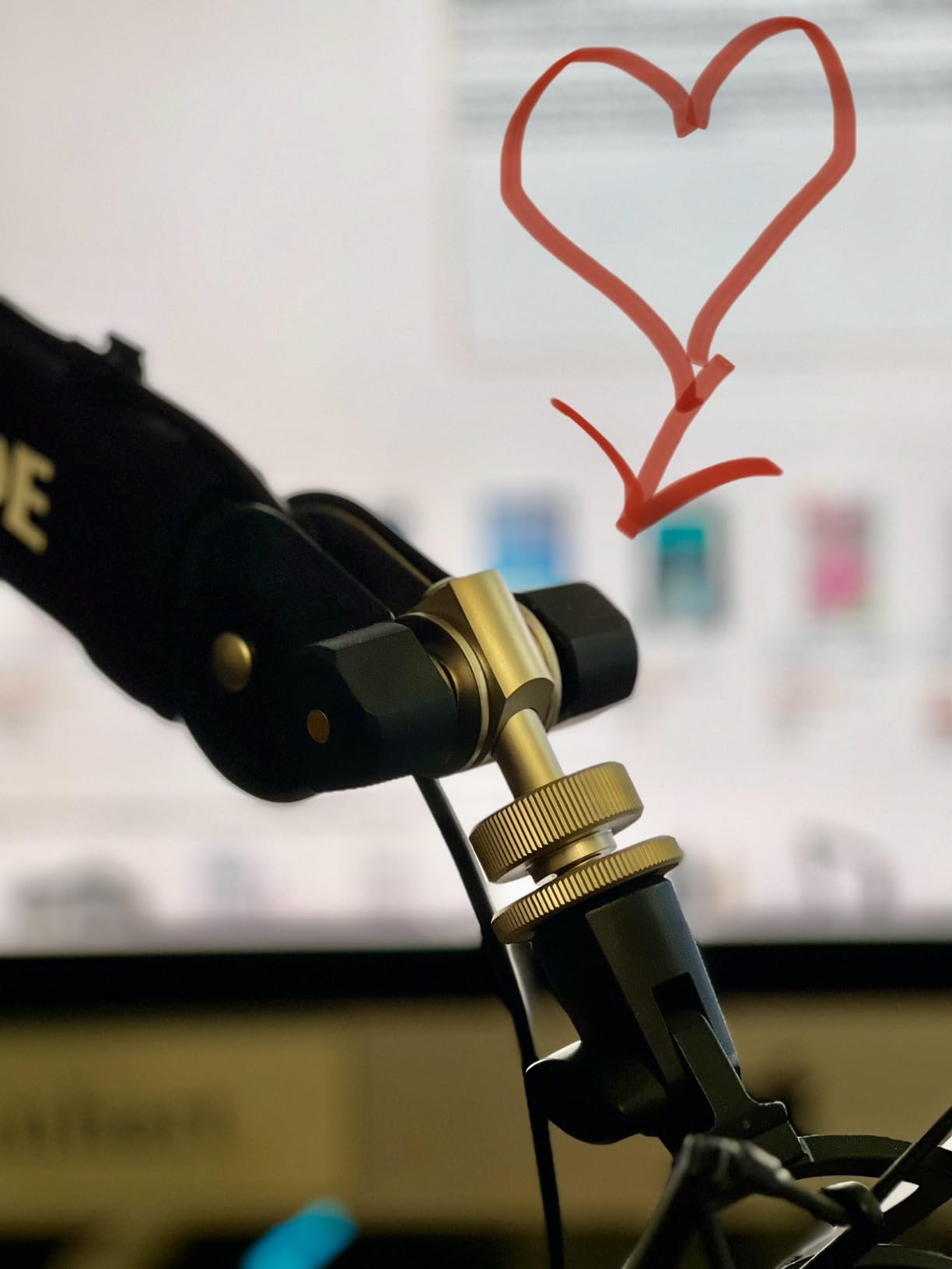RØDE PSA1+ Professional Studio Arm with Spring Damping and Cable Management, Black customer photo 1
