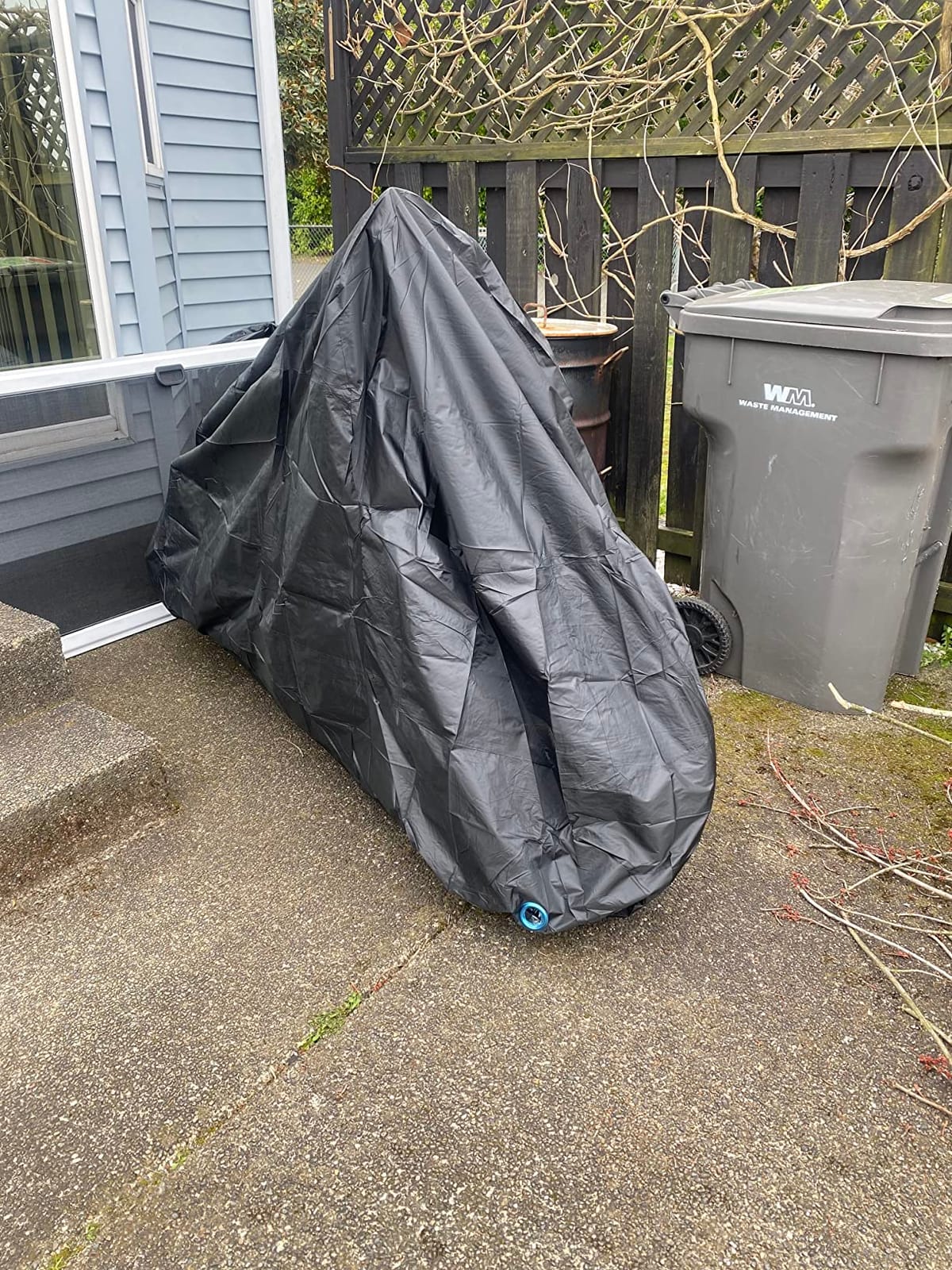 Hanmir Motorcycle Cover Waterproof Outdoor with Lock-Holes & Storage Bag customer photo 1